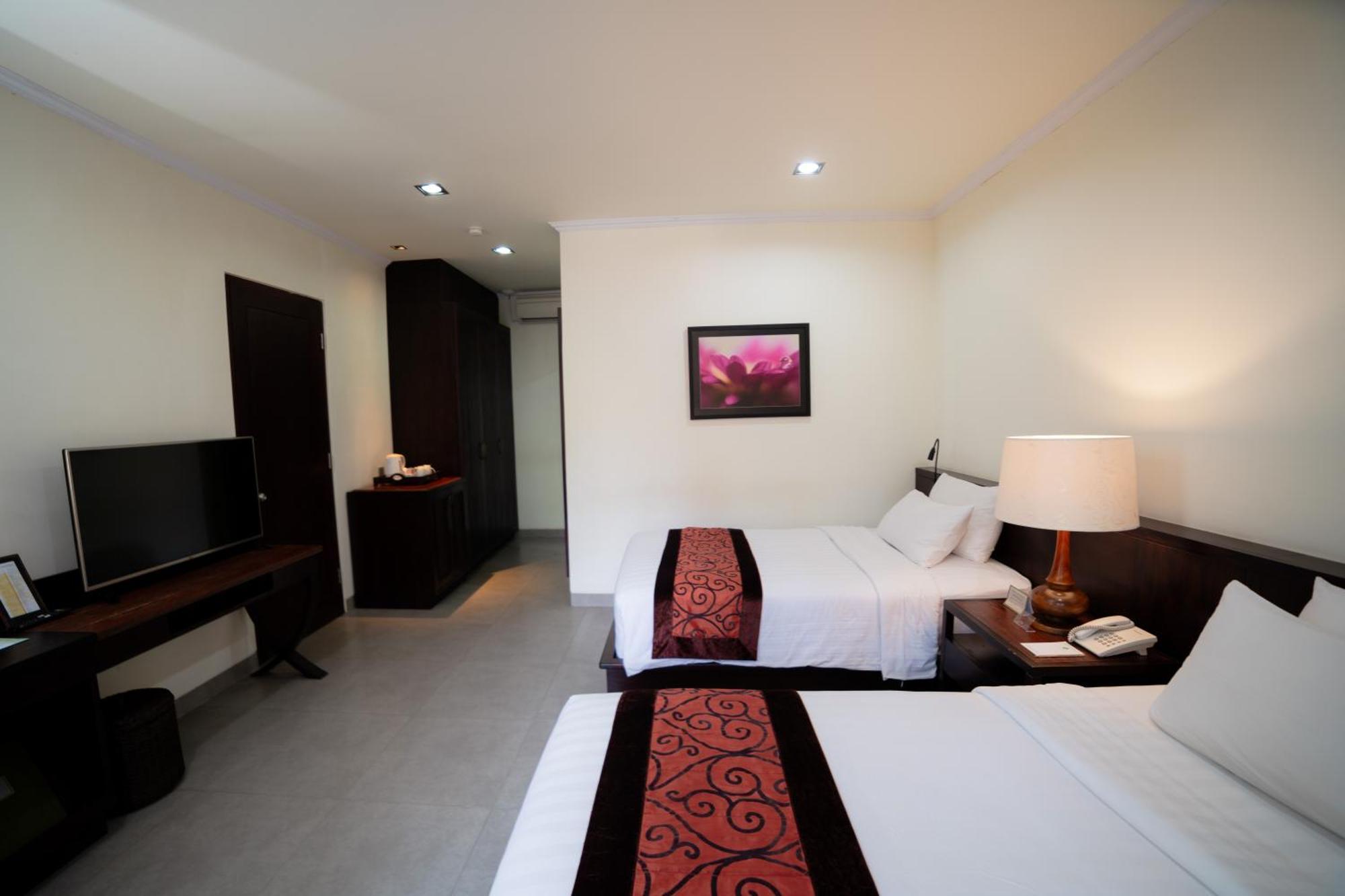 Deluxe Double or Twin Room