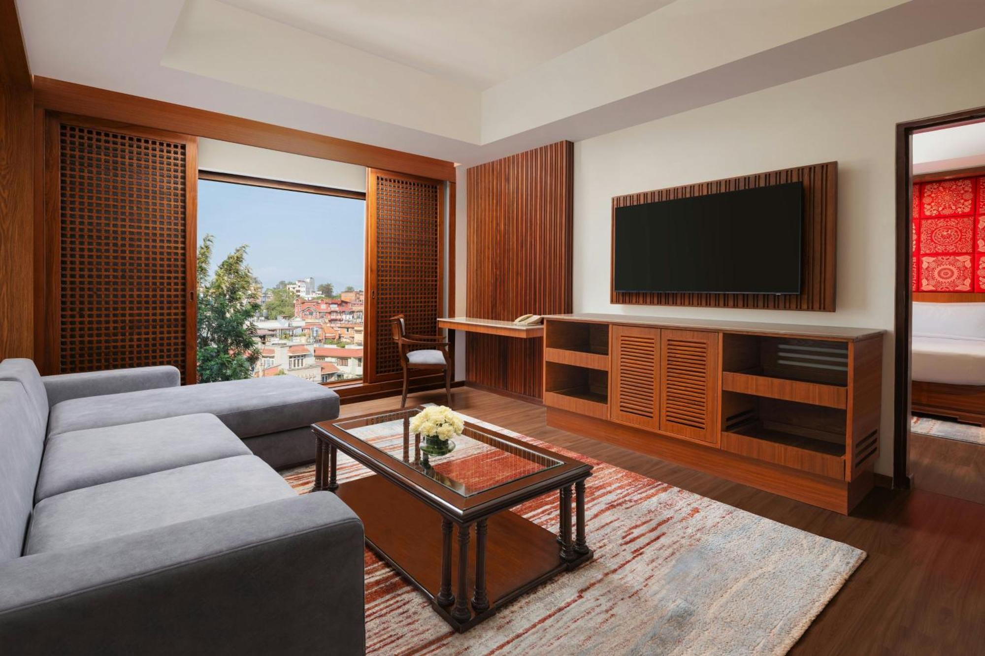 Executive King Suite with City View,1683825023:JPEG