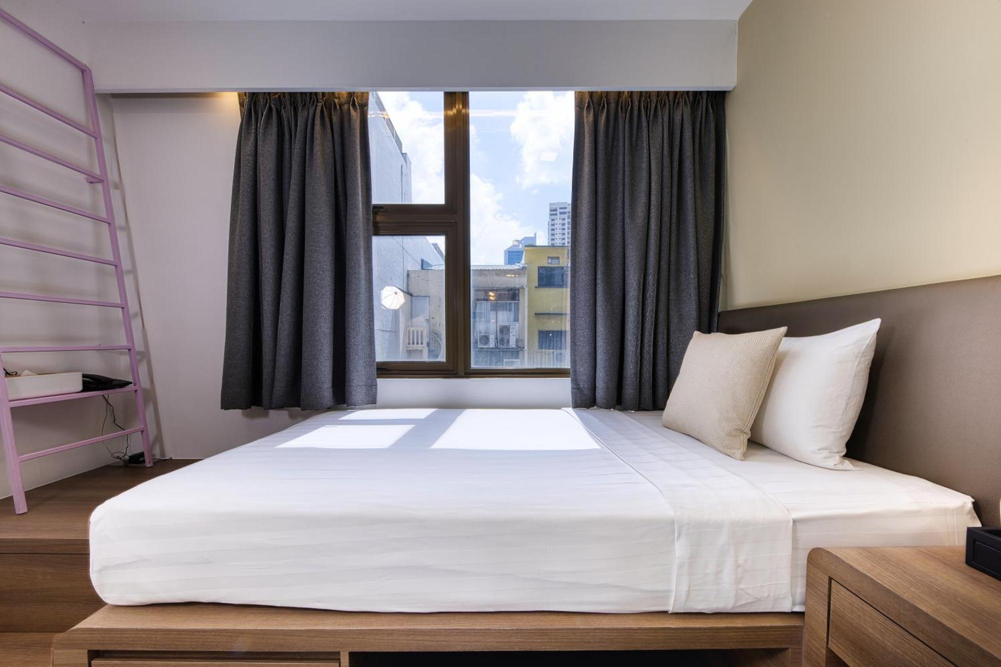 Premium Single Room,1692050336:JPEG