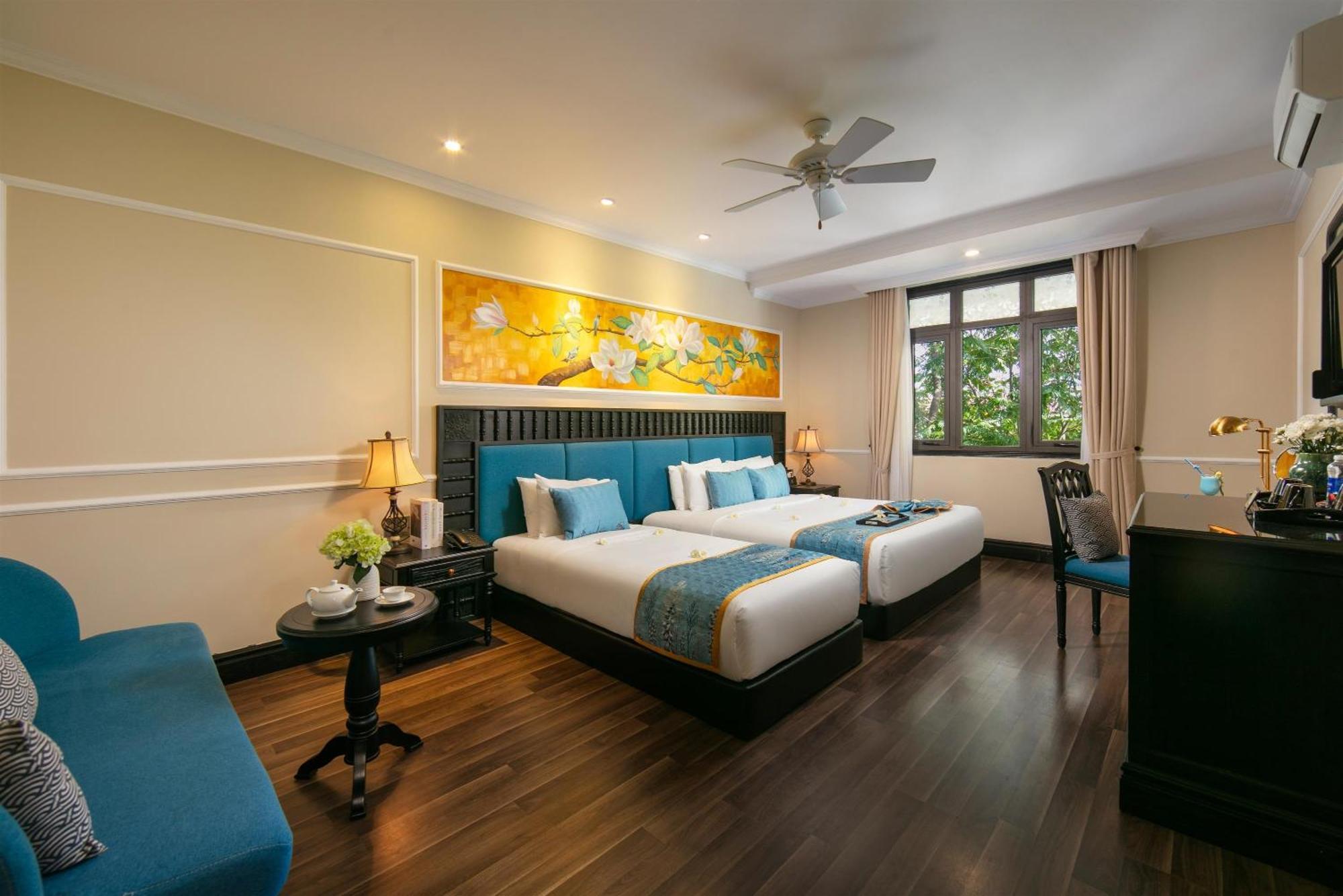 Deluxe Triple Room with City View,1693281790:JPEG