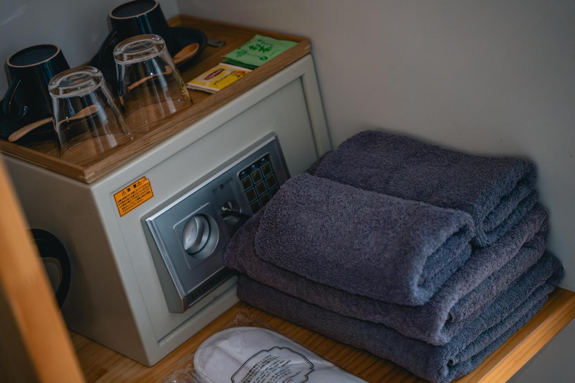 Double Room Private Bathroom