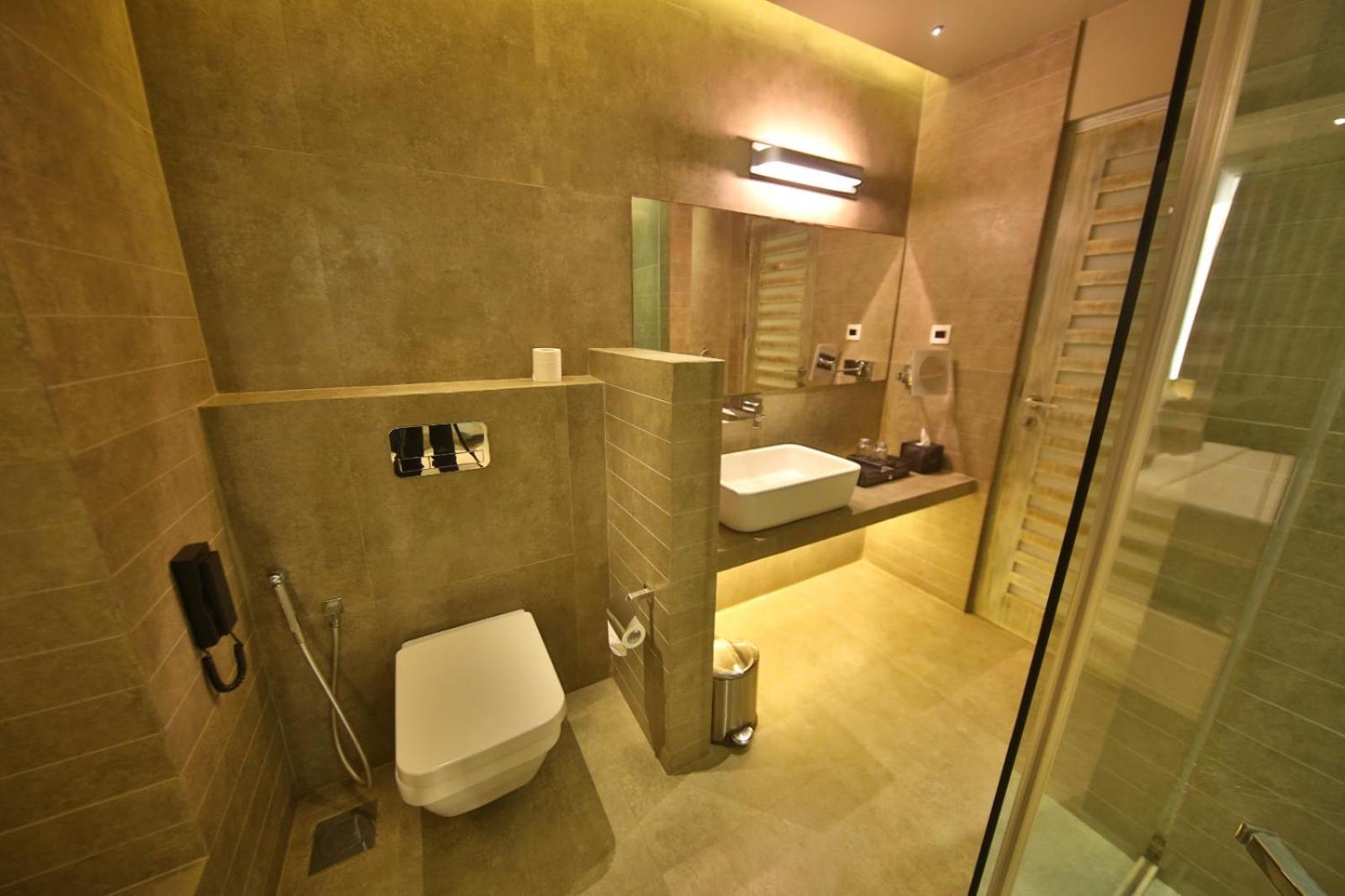 Deluxe Double or Twin Room Sea View