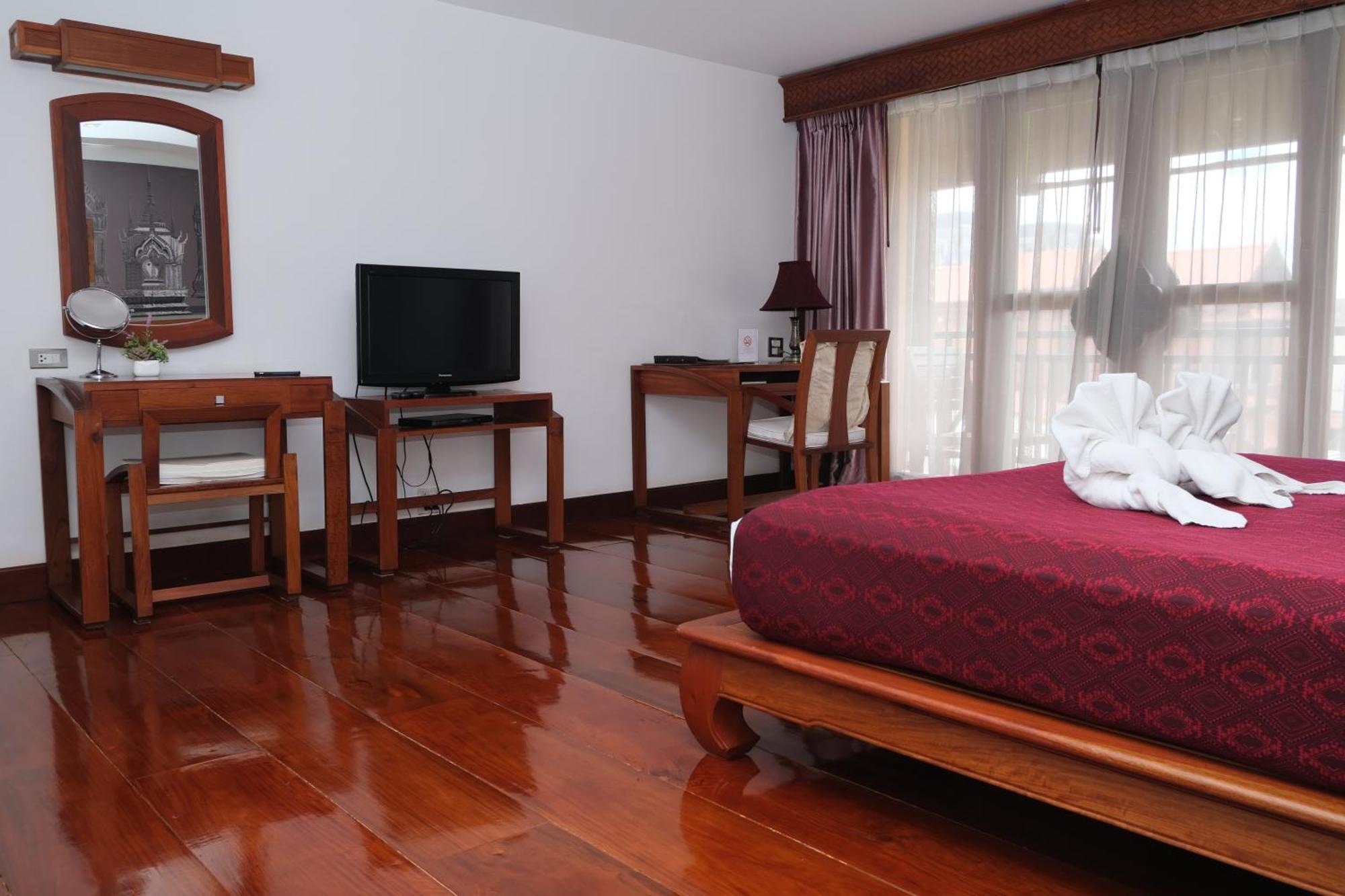 Junior Suite,1706919744:JPEG