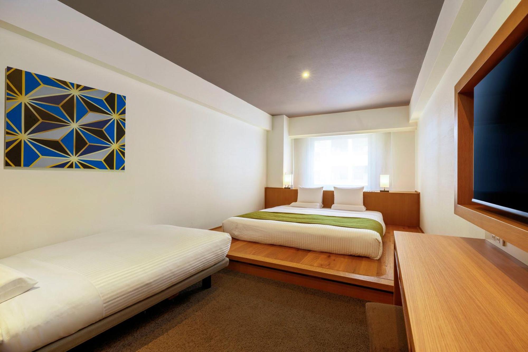Comfort King Room Sofa Bed Non-Smoking