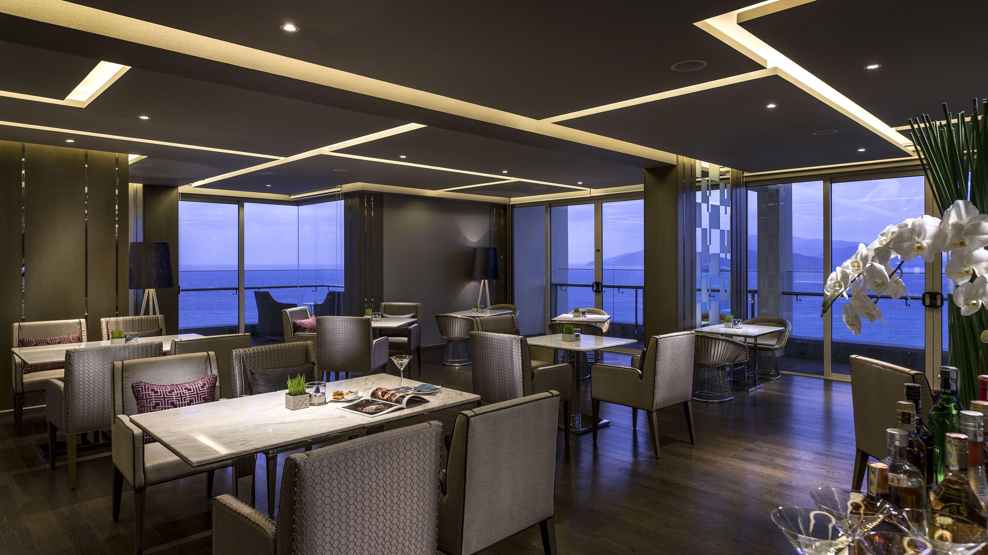 Classic King Room Ocean View Club Lounge Access,1717210206:JPEG