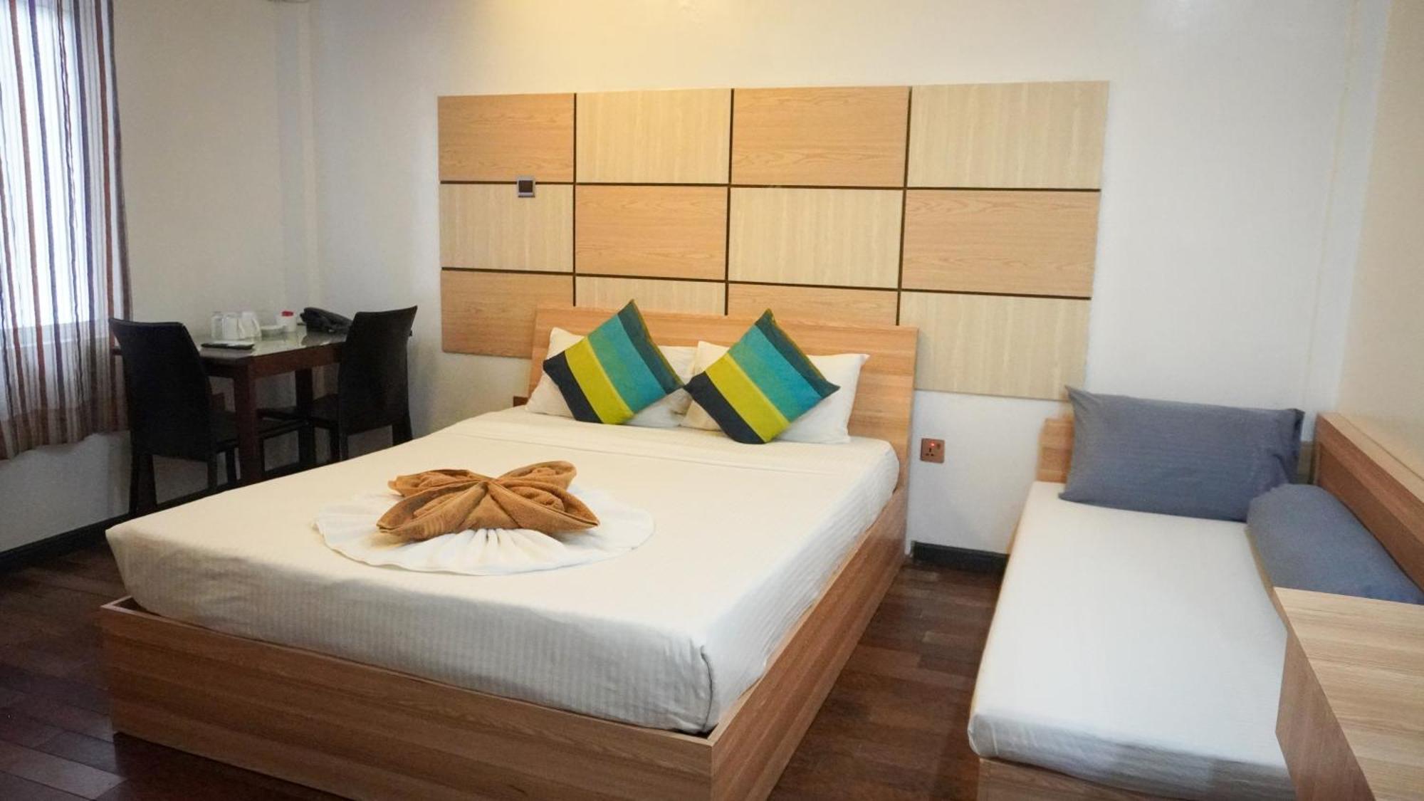 Deluxe Double Room,1722978290:JPEG