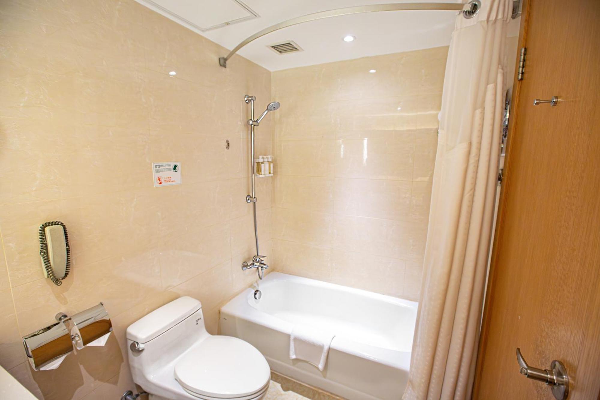 Standard Twin Room Two Twin Beds