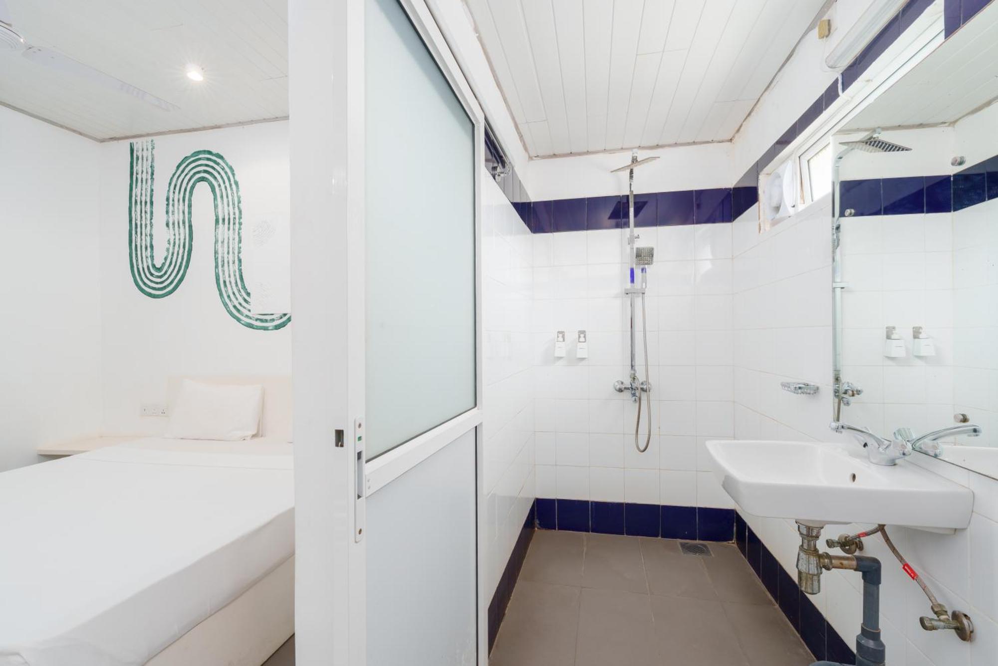 Basic Double Room No Window