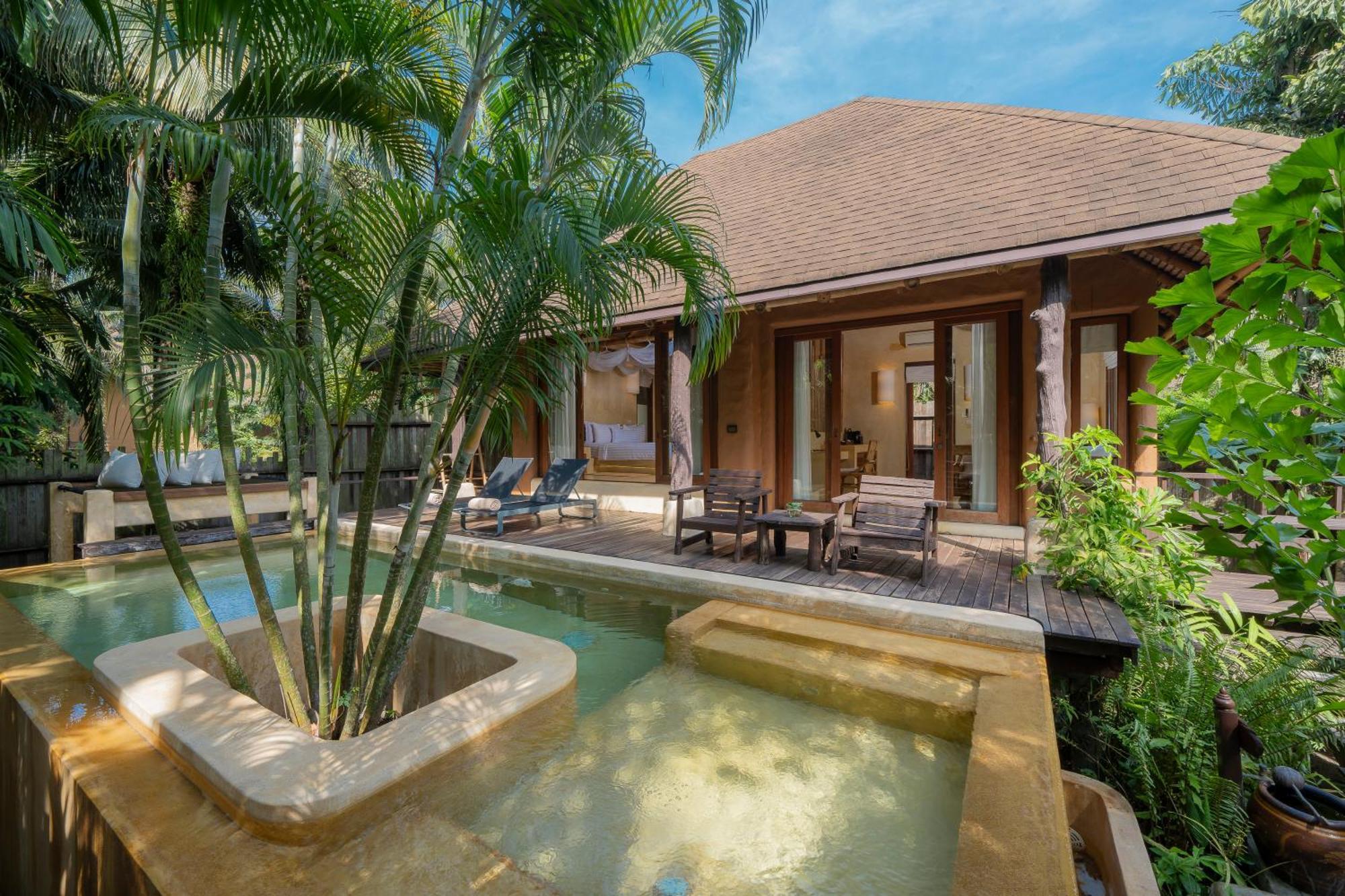 Grand Pool Villa