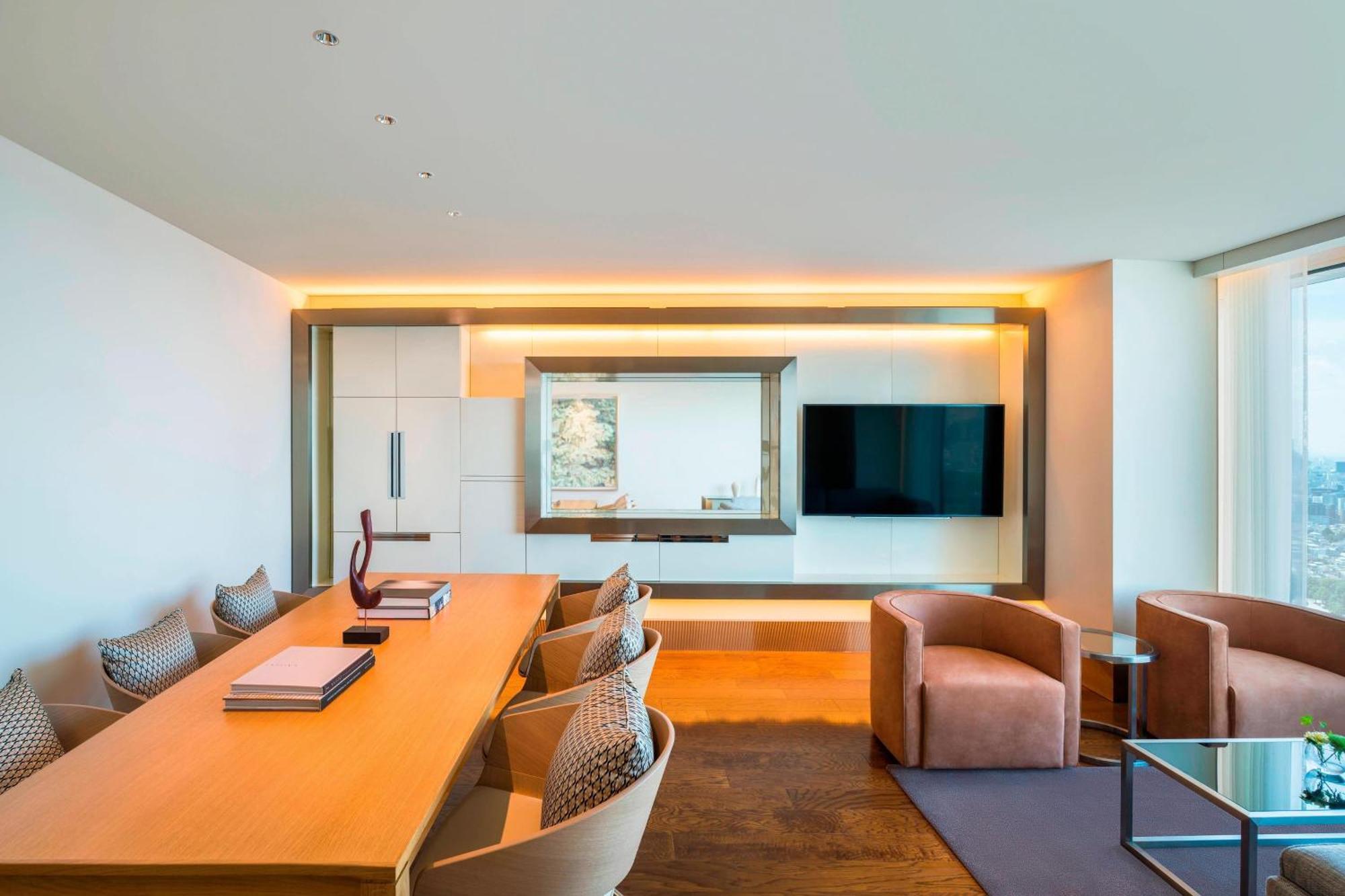 One-Bedroom Kioi Suite with King Bed and Club Lounge Access,1742990507:JPEG