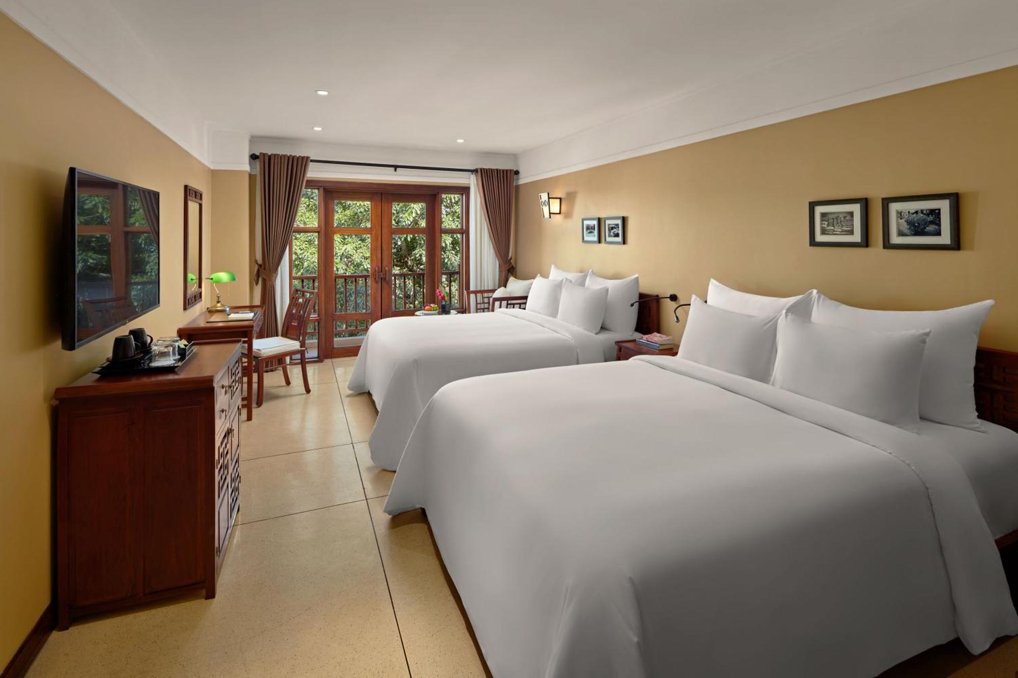 Family Room with Balcony - Classic Wing,1743059586:JPEG