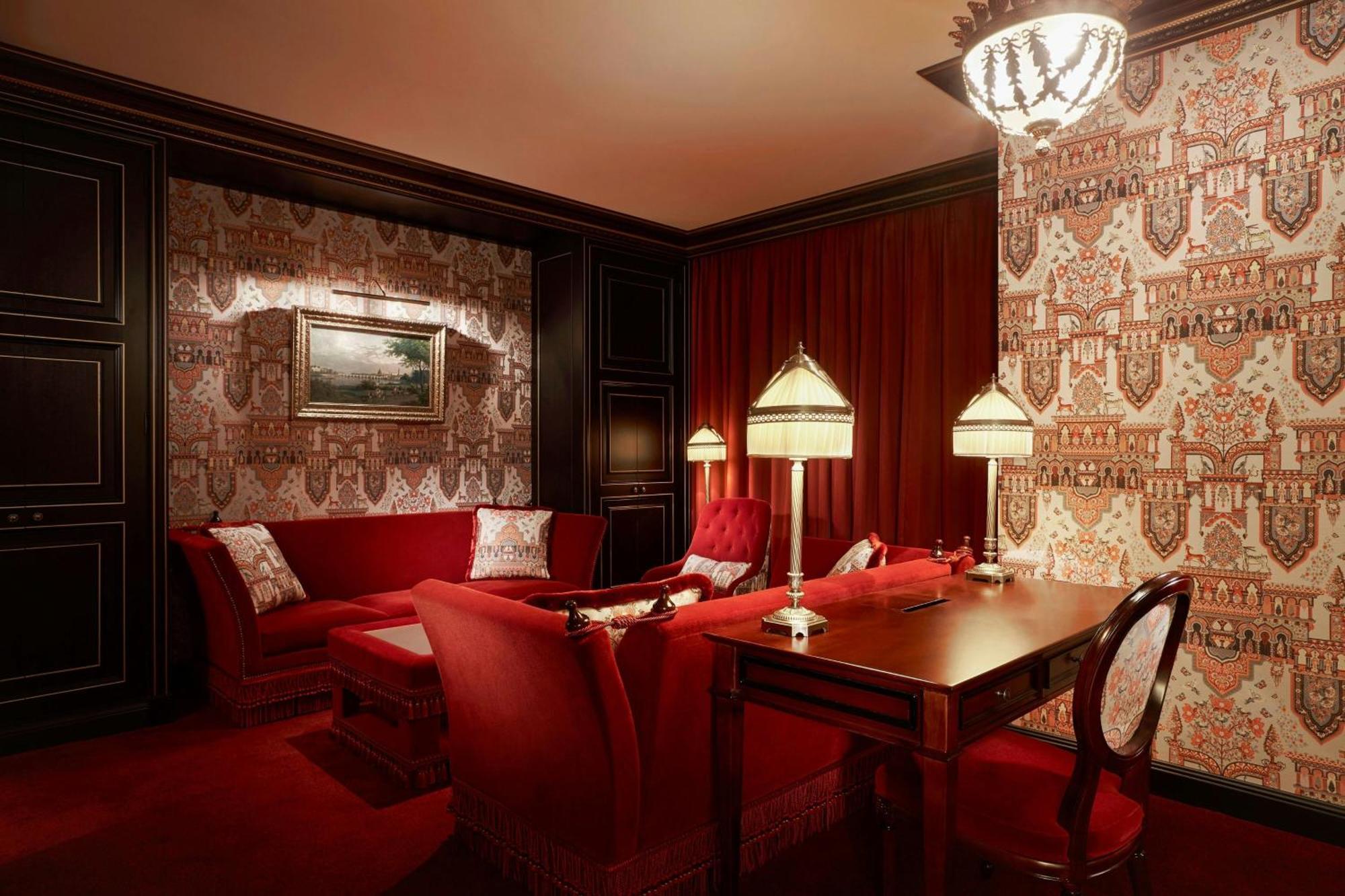 Atelier Junior King Suite with City View, La Maison Boutique for 2,1743155913:JPEG
