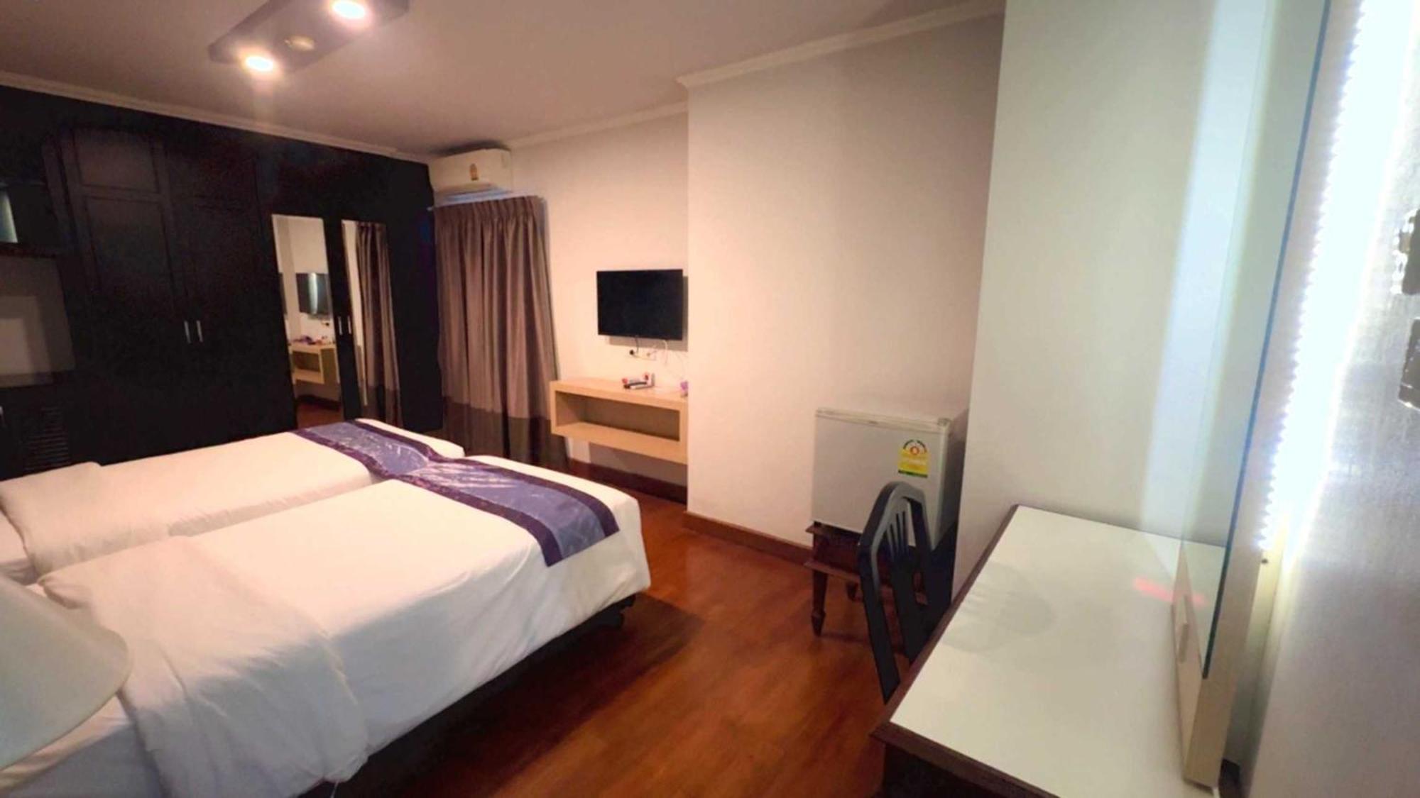 Superior Twin Room,1756576668:JPEG