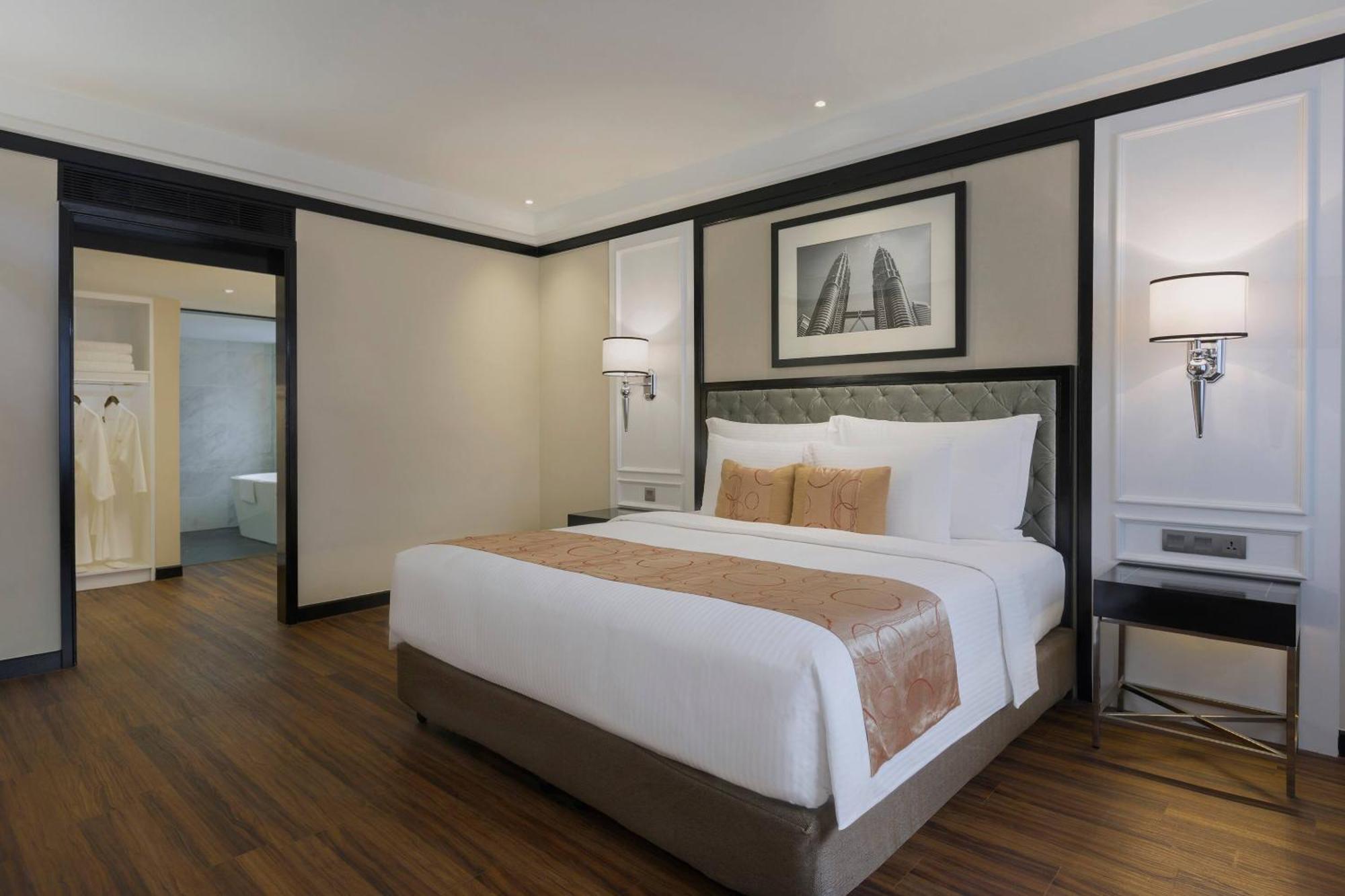 The Level Suite with Executive Lounge Access,1765142429:JPEG