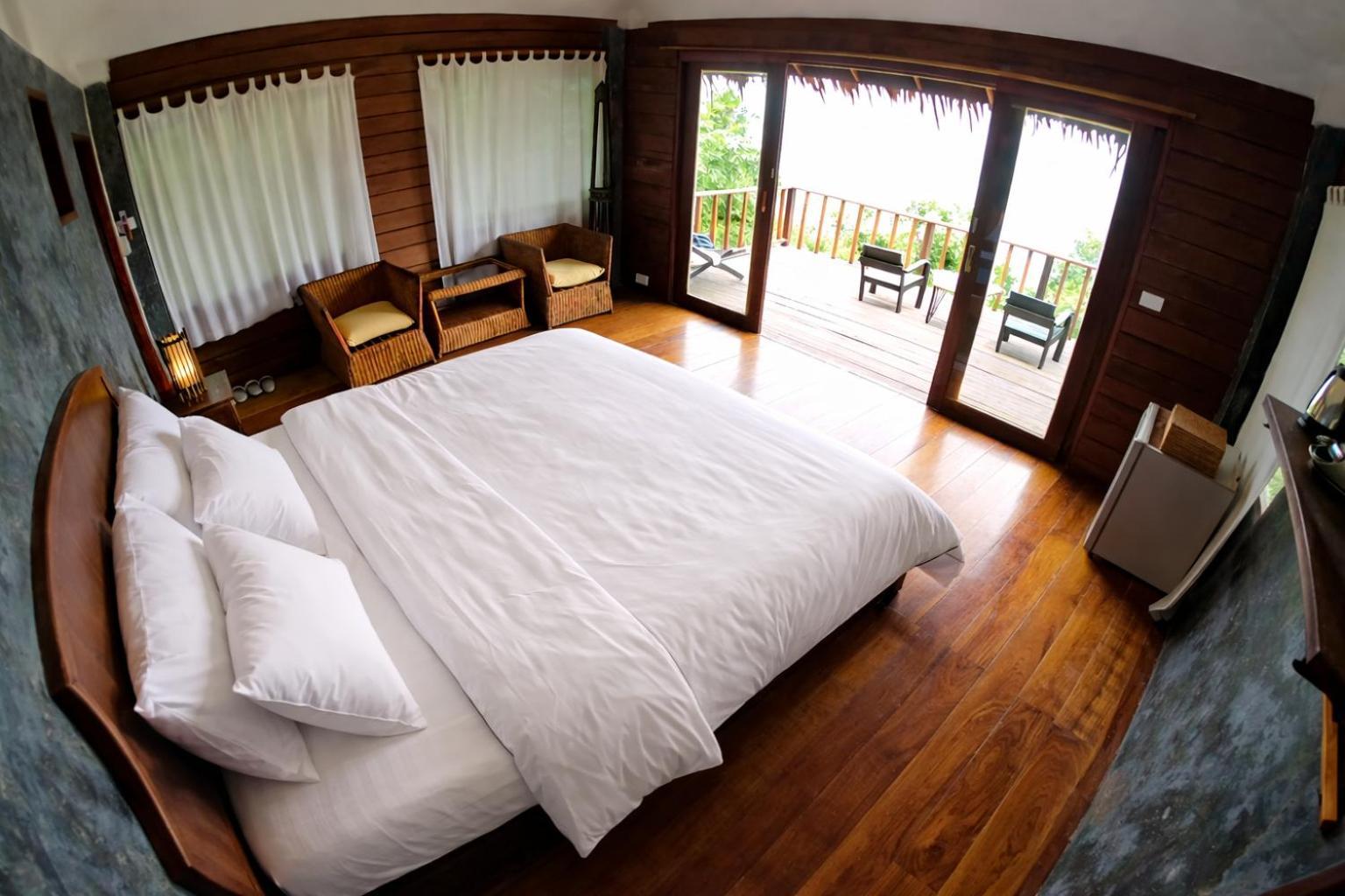 Master Sea View Bungalow with Balcony,1765958905:JPEG