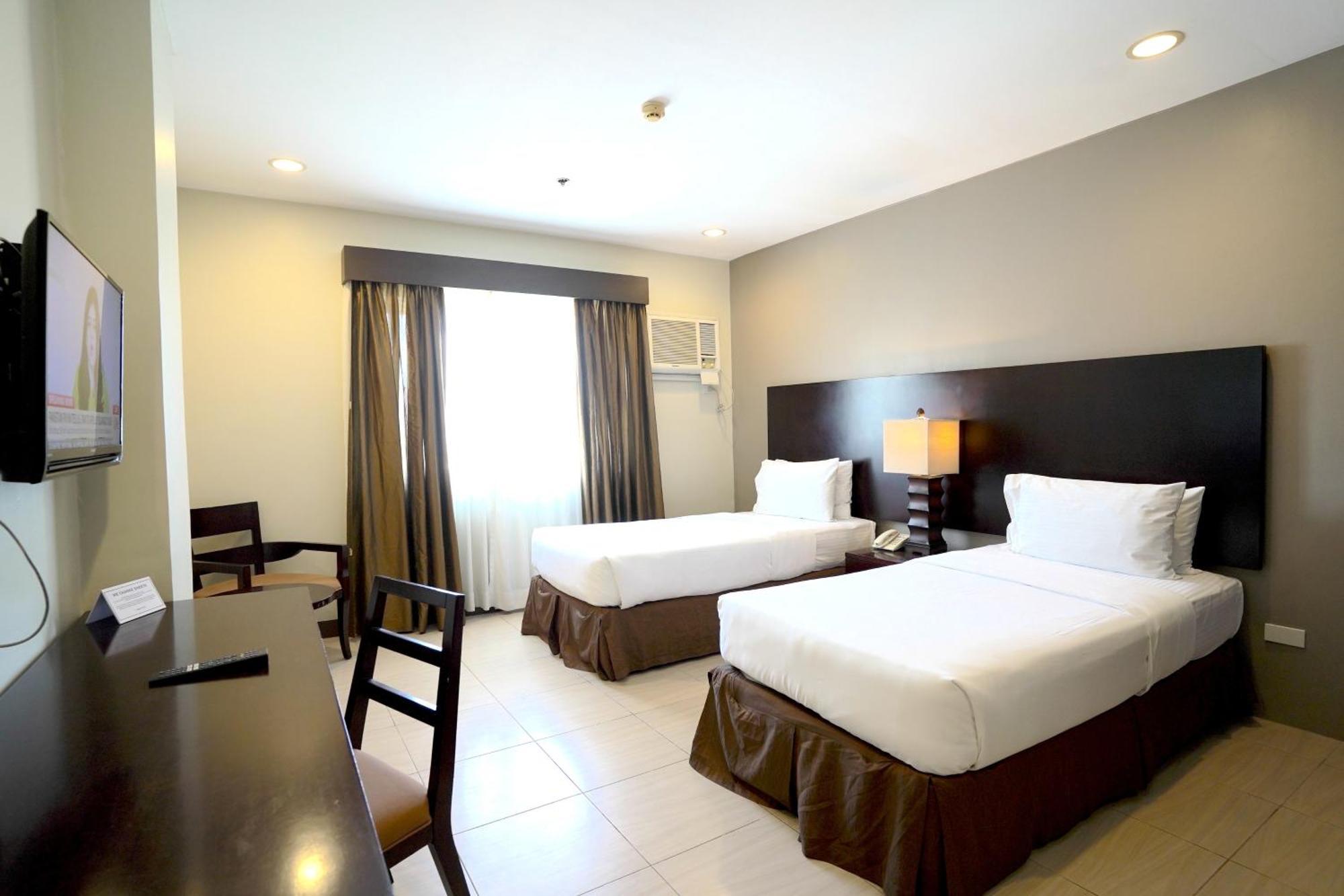 Deluxe Suite
