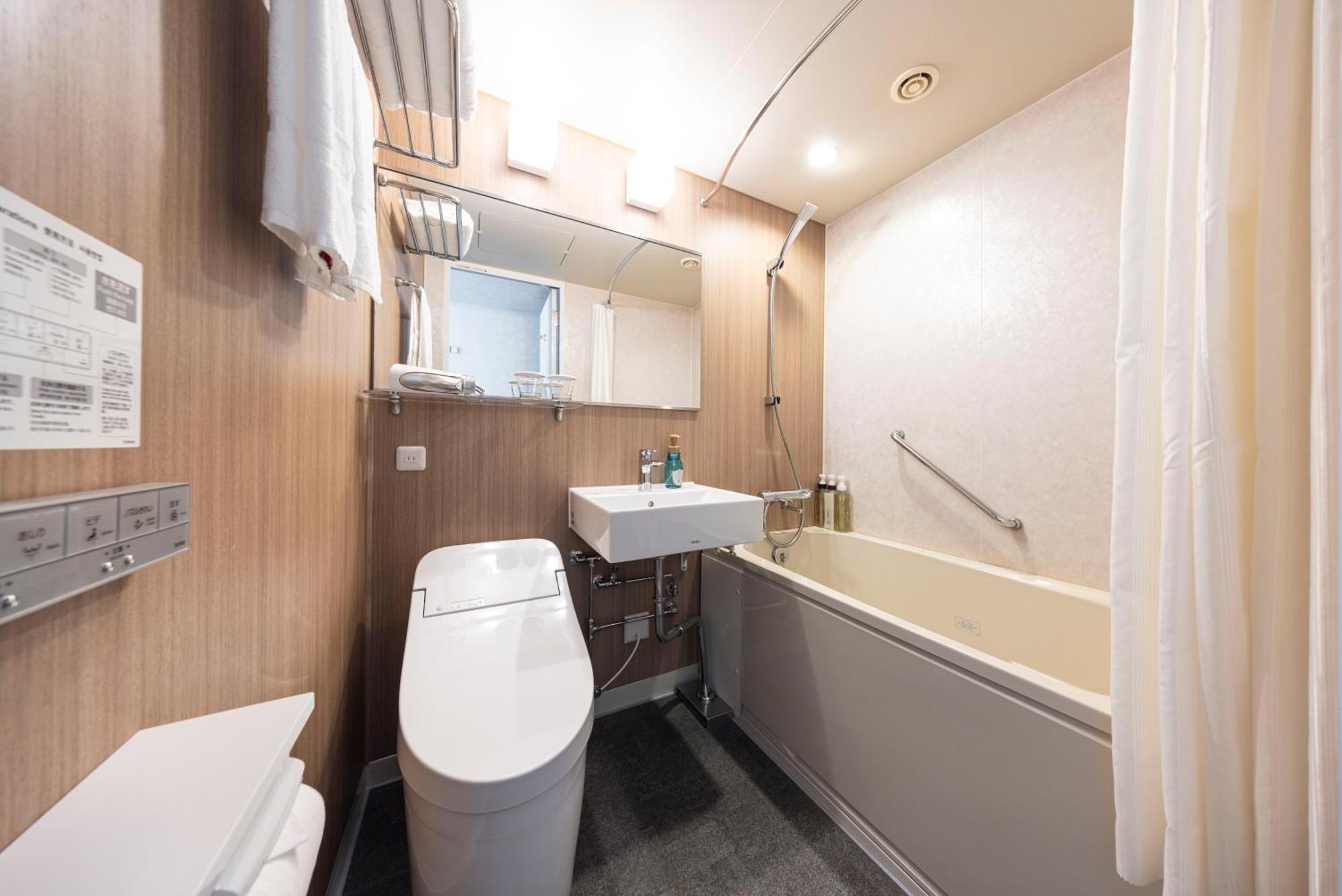 Renewal Standard Single Room Smoking