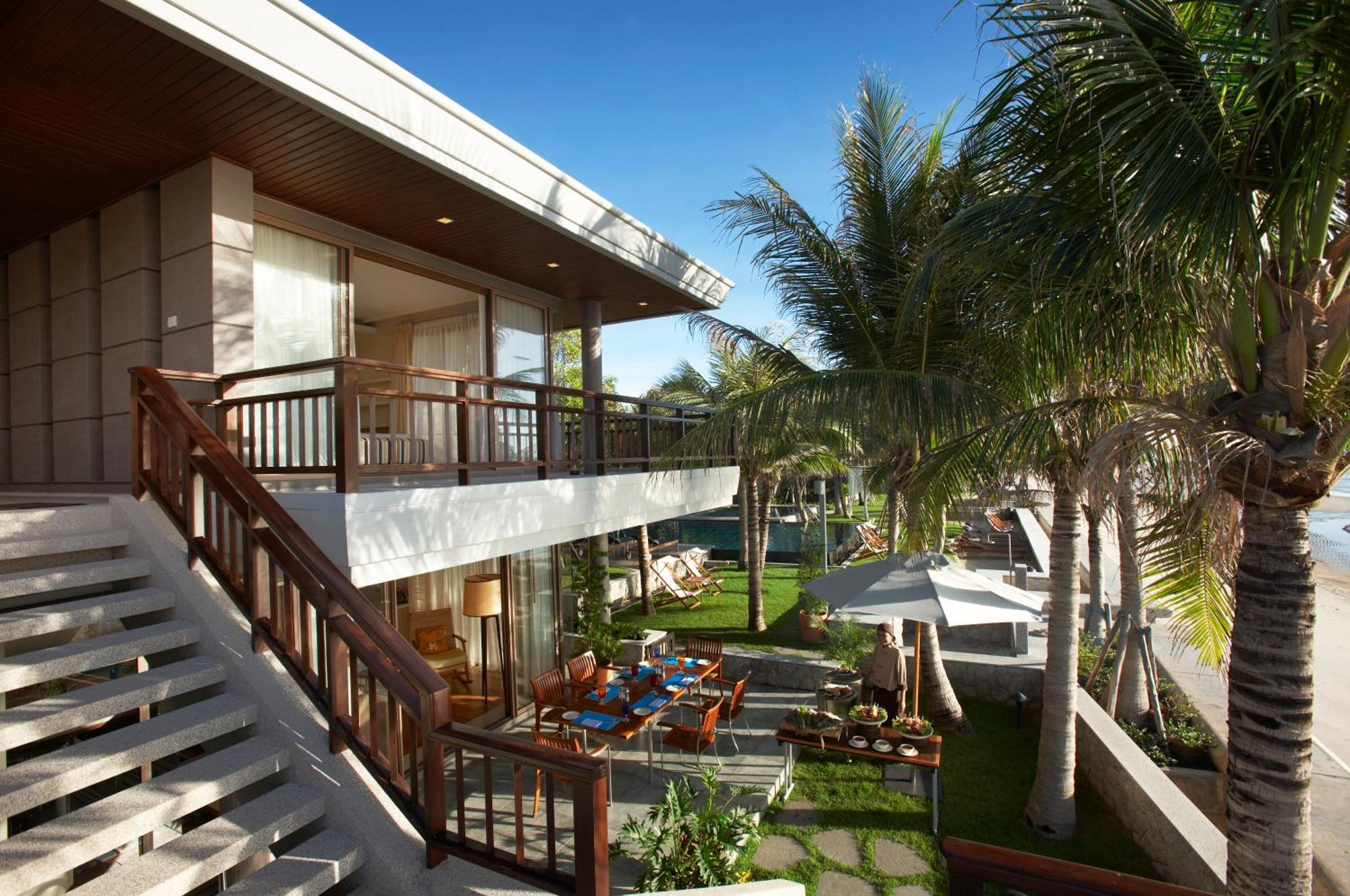 4-Bedroom, Beachfront Private Pool Villa, Non-Smoking