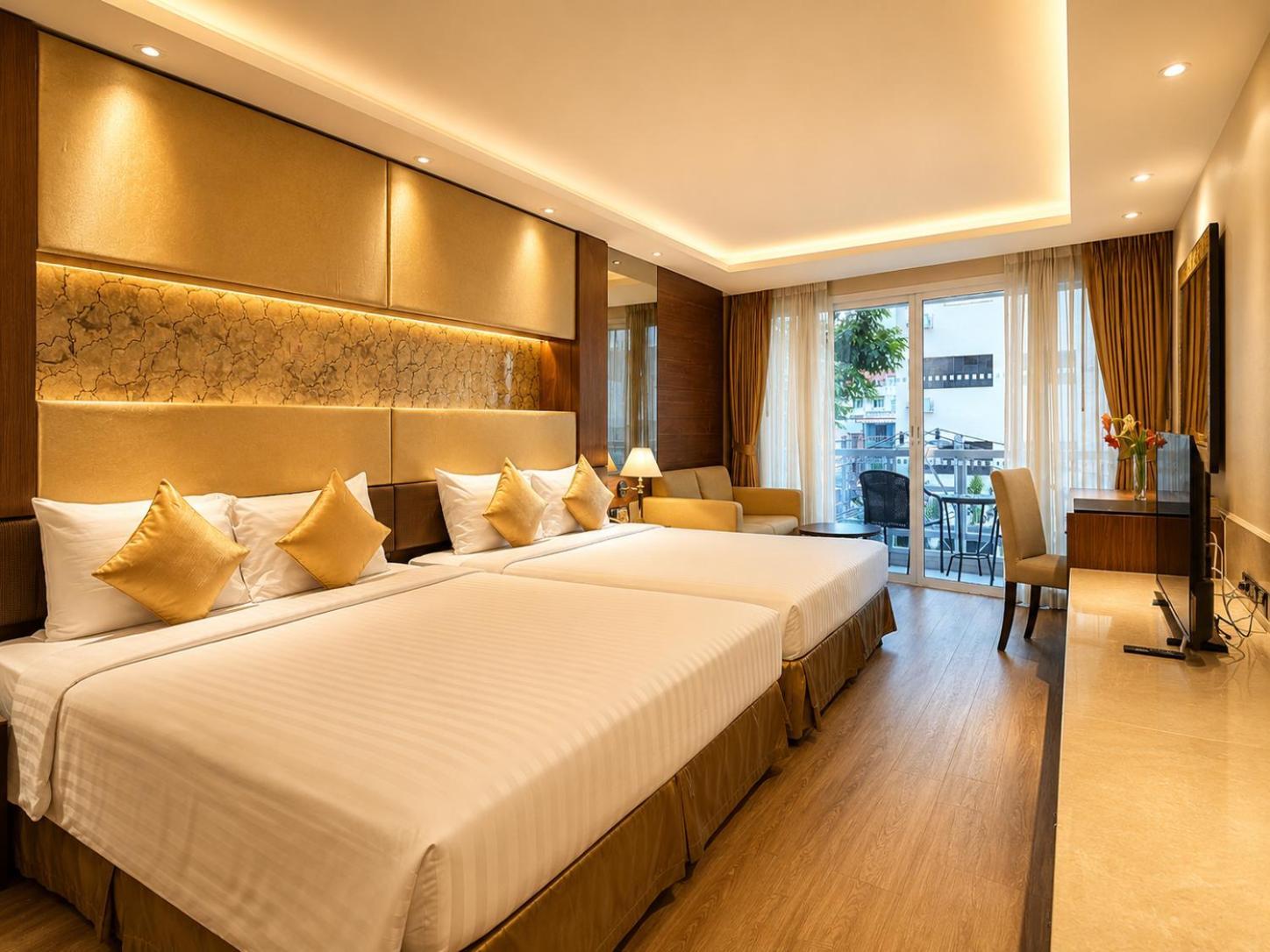 Deluxe Family Room