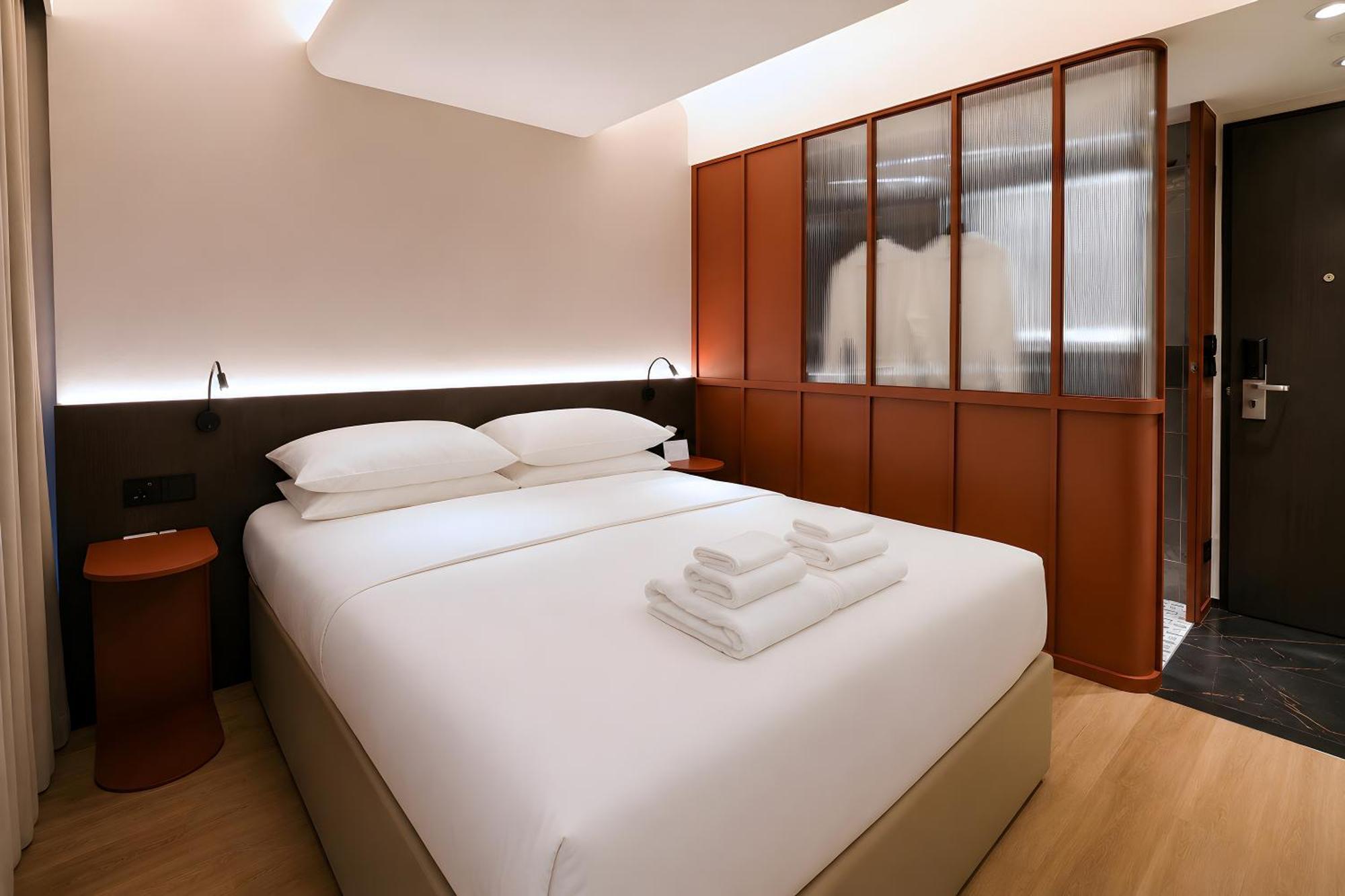 Superior Double or Twin Room,1771717028:JPEG