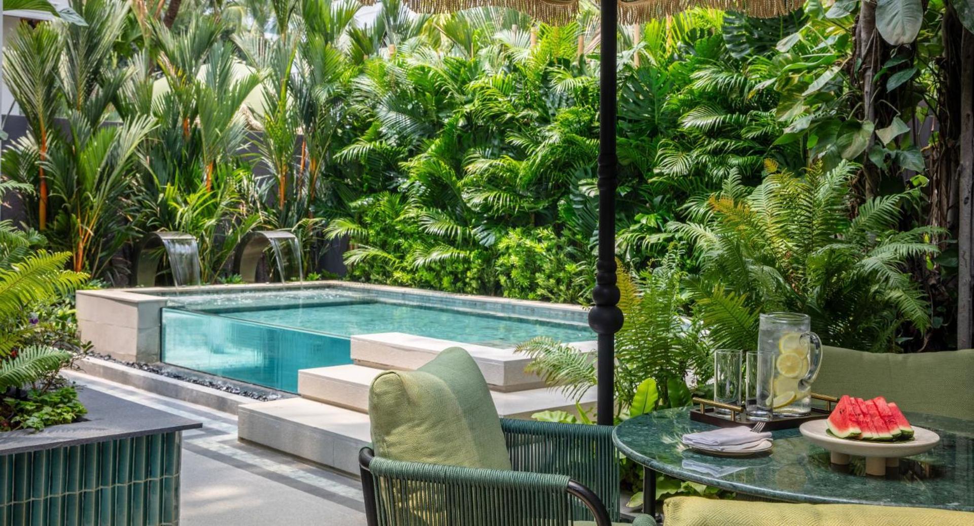 Villa de 2 Quartos com Piscina no Jardim