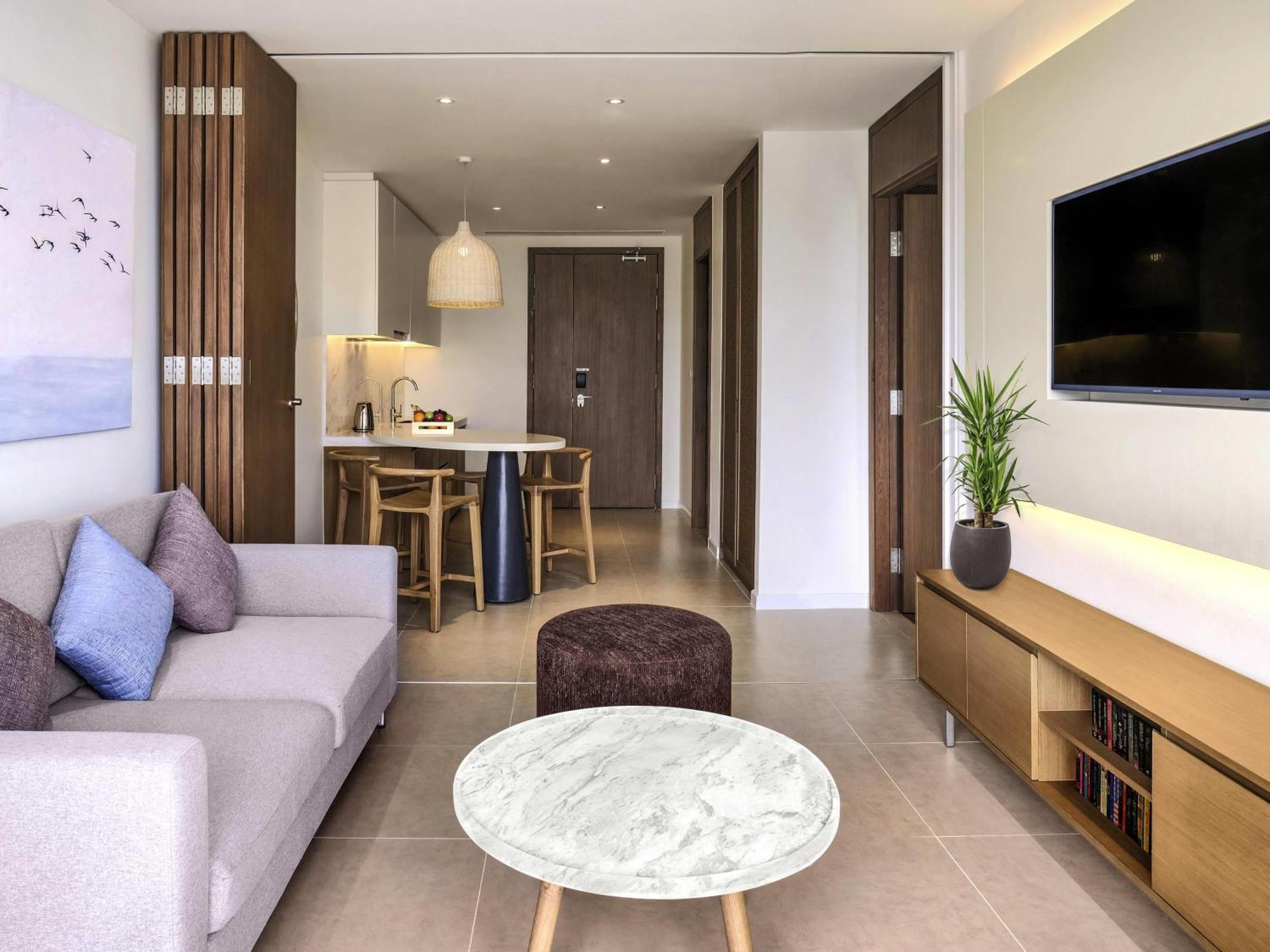 Junior Suite One King Bed