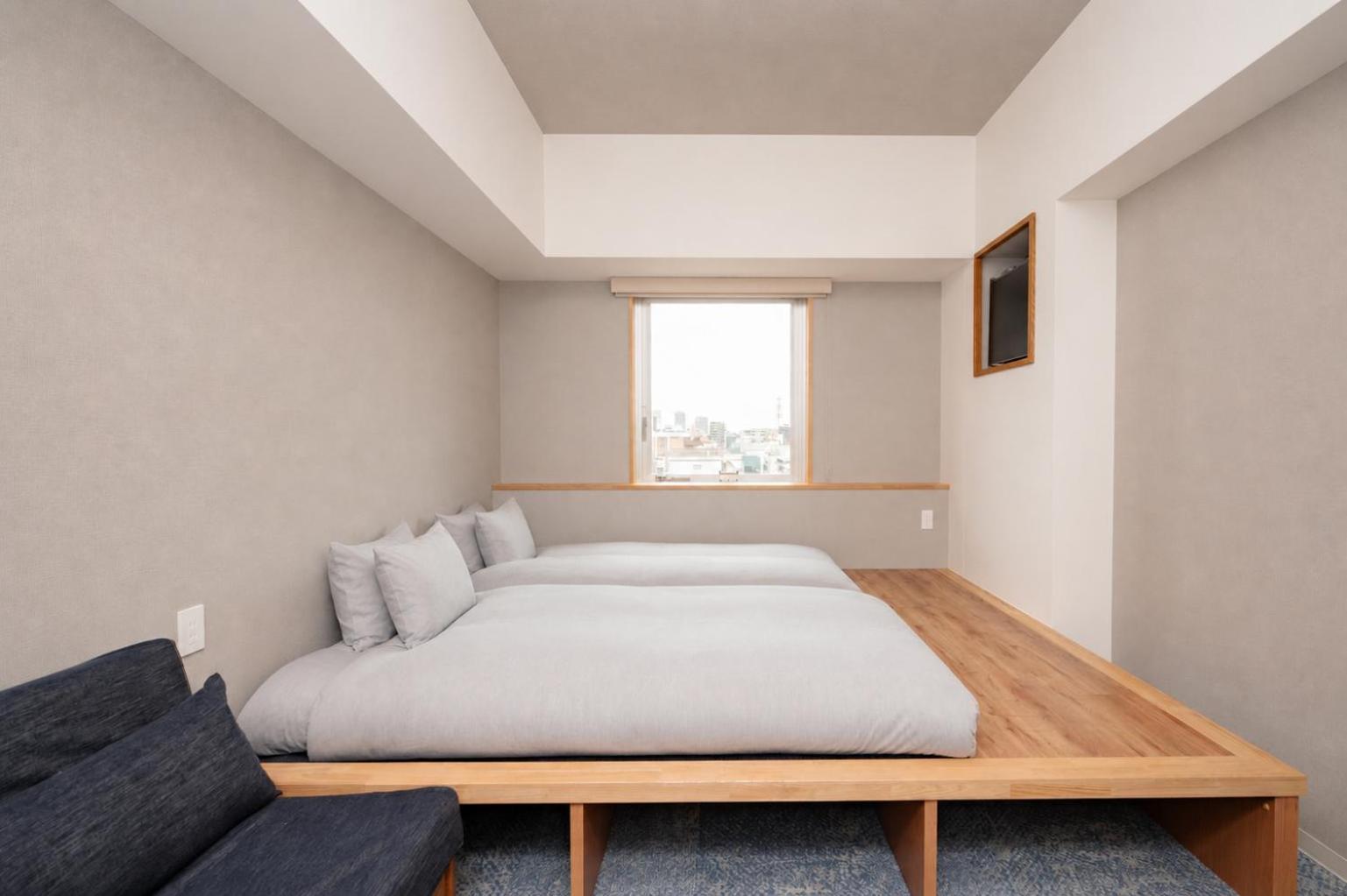 Standard Family Room