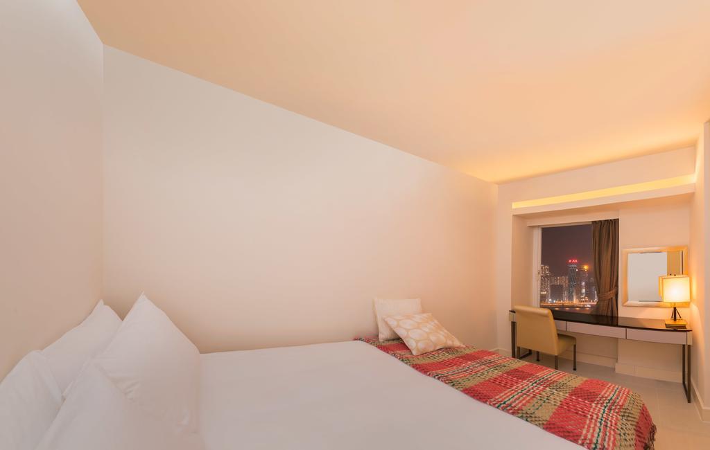 Angebot: 28 aufeinanderfolgende Übernachtungen in einer Suite für 4 Personen mit 2 Schlafzimmern und Hafenblick.