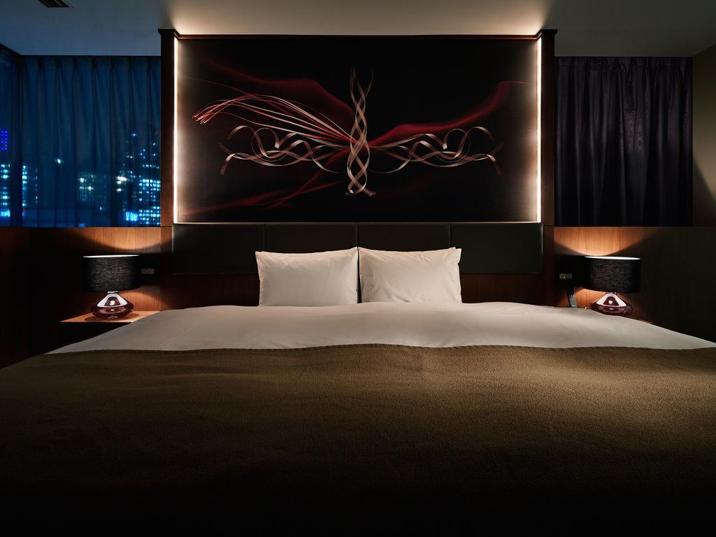 Suite Selected at Check-in,215995904:JPEG