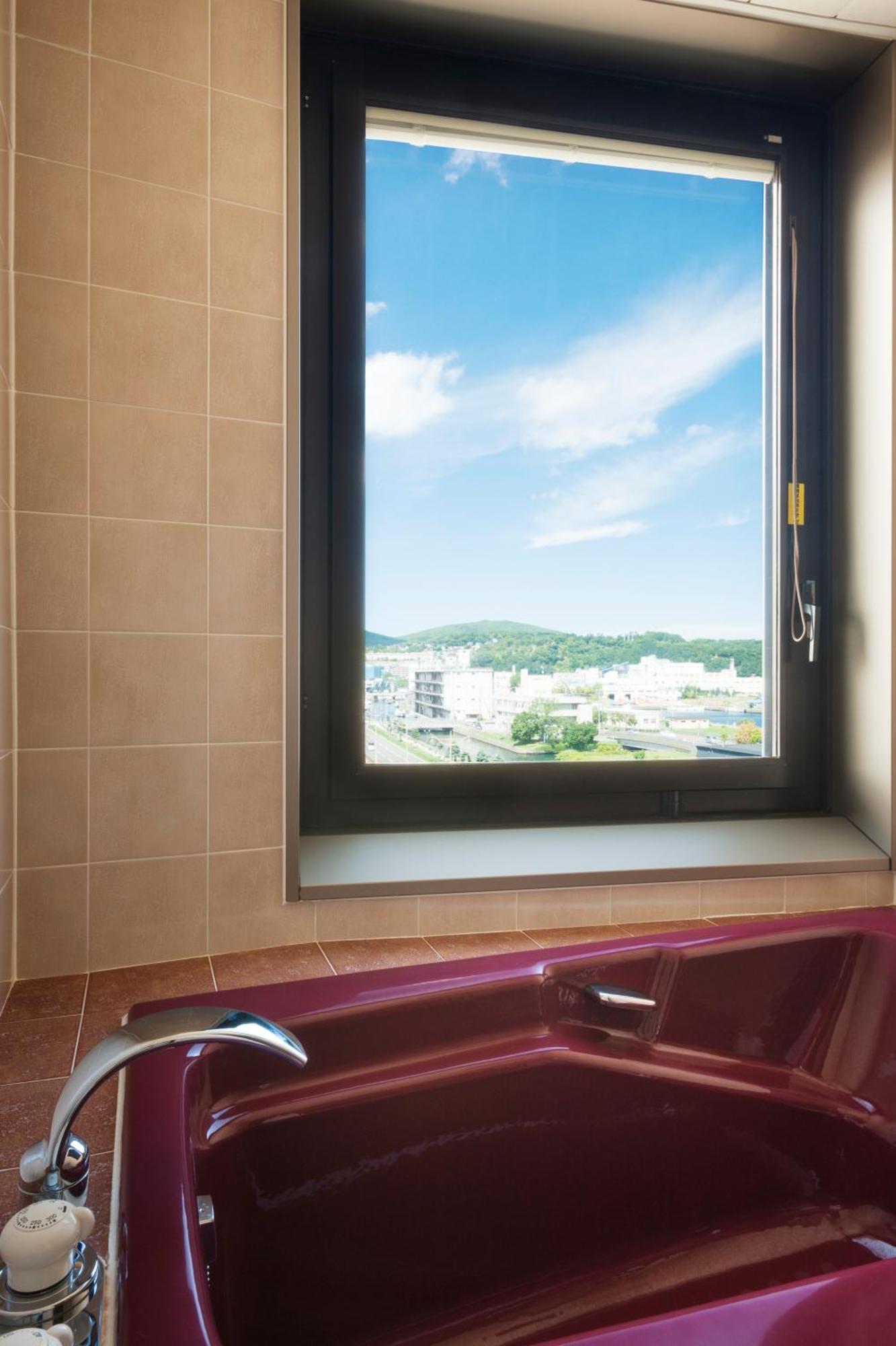 Executive Room with Canal View - Non-Smoking