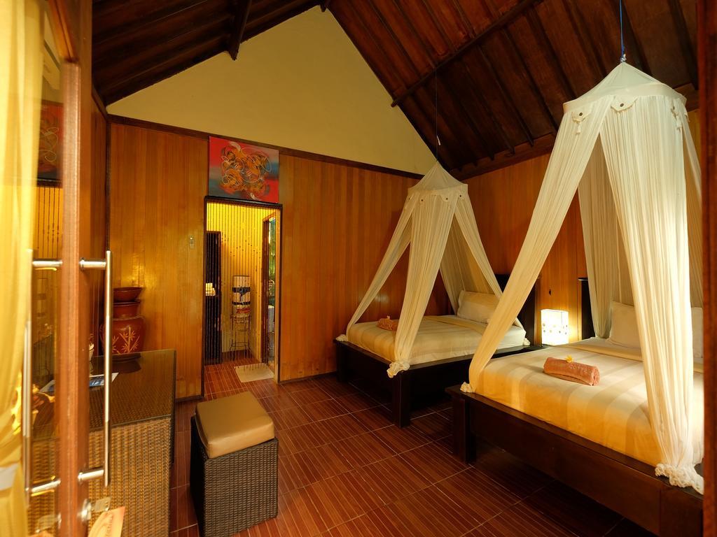 Doppelzimmer mit Poolblick