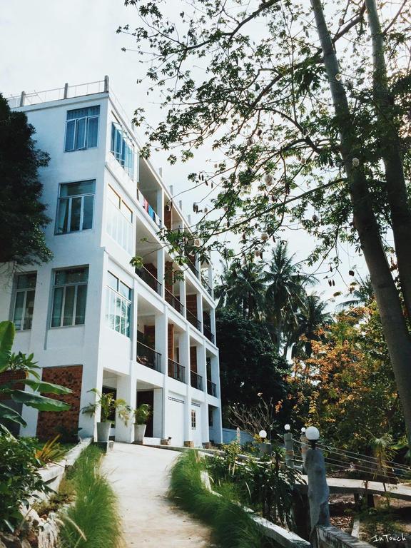 Studio with Balcony,380095063:JPEG