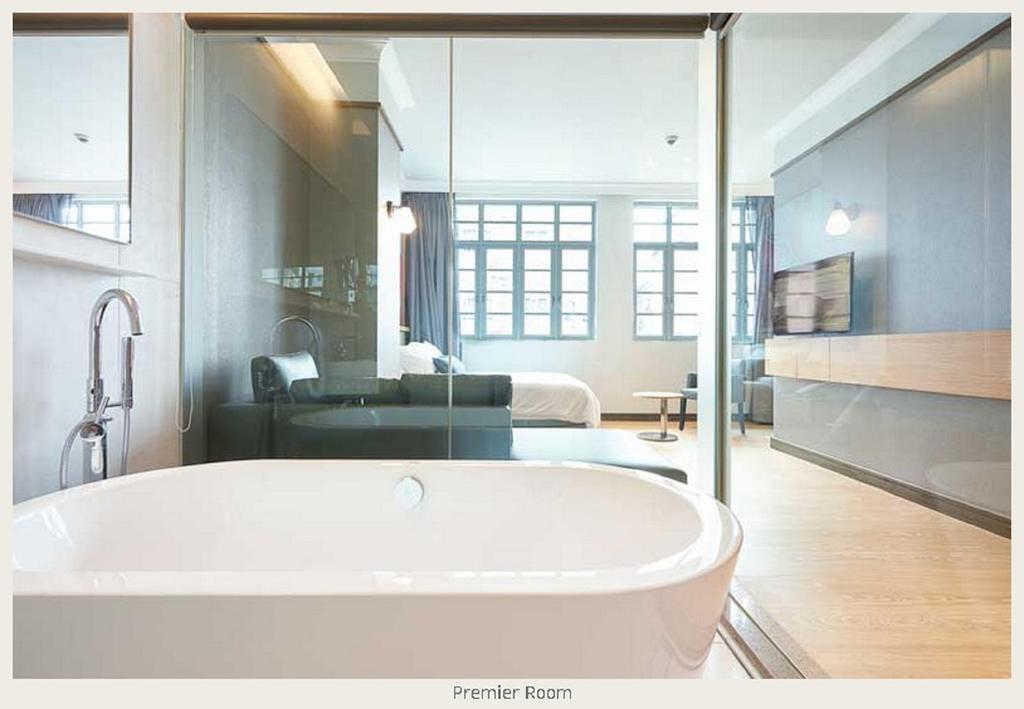 Premier Double Room,642391872:JPEG