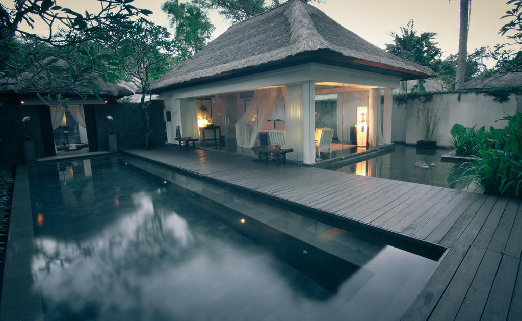 One-Bedroom Luxury Pool Villa Airport Transfer