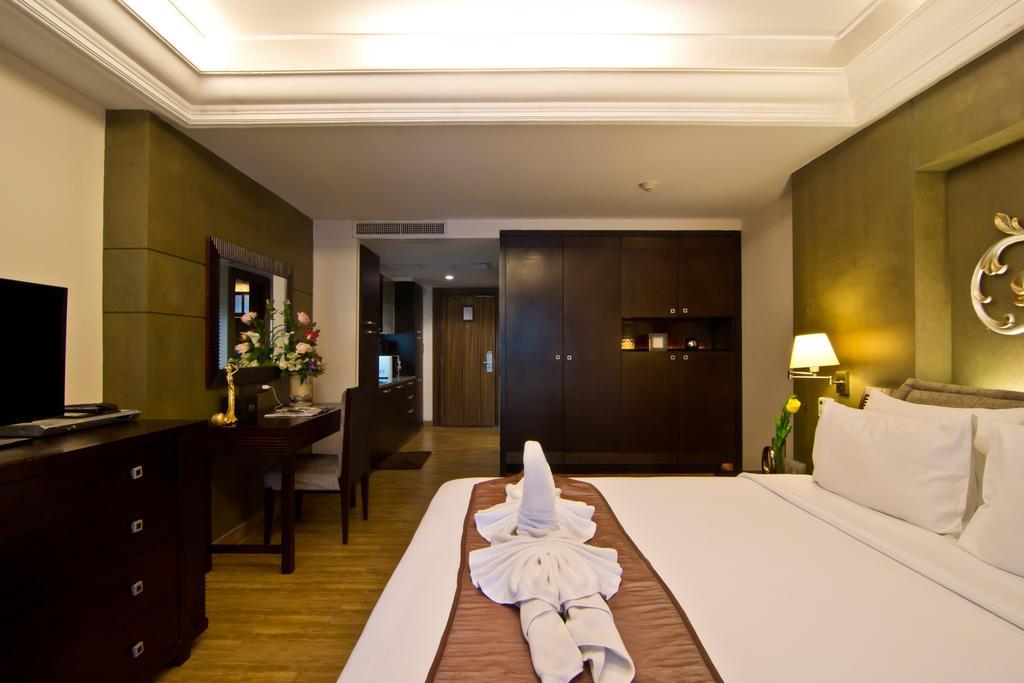 Deluxe Double or Twin Room