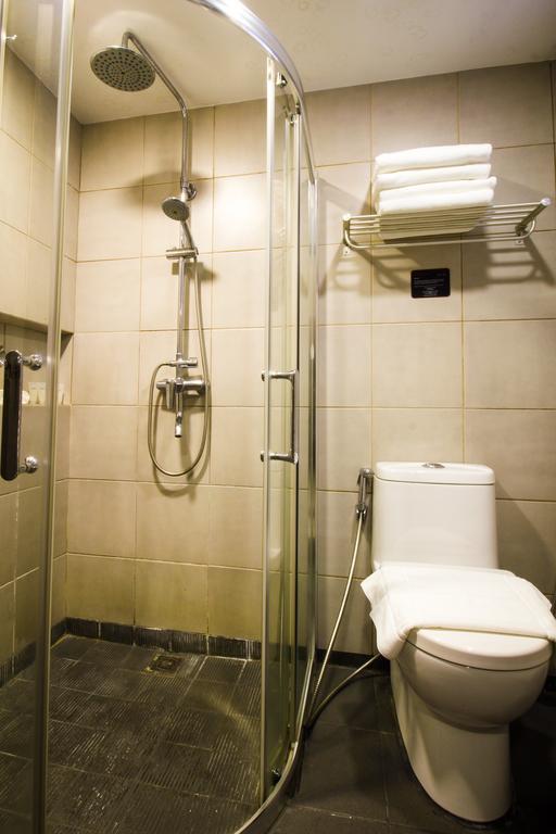 Deluxe Quadruple Room,451104951:JPEG