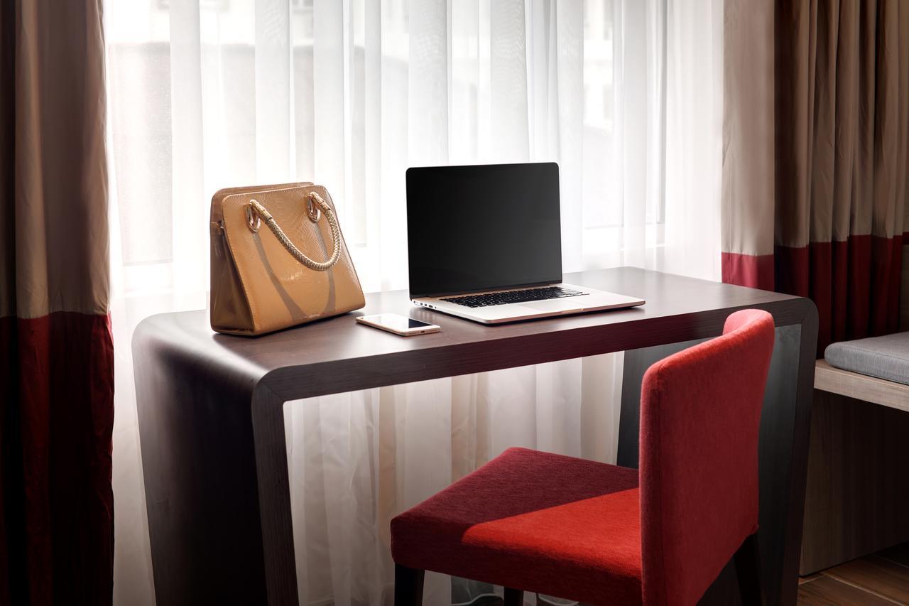 Standard Queen Room,711732310:JPEG