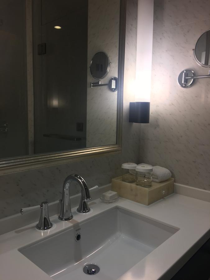 Specialty Suite,536106624:JPEG