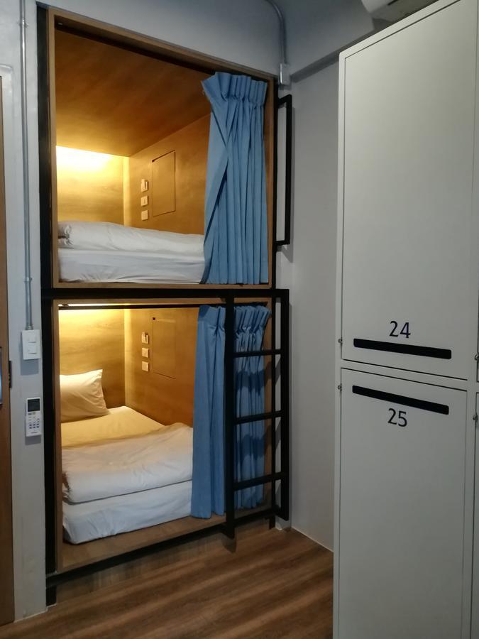 Bed 6-Bed Dormitory Room