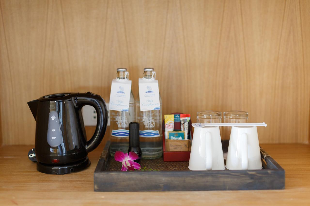 Premier Ocean with Large Balcony,736564561:JPEG