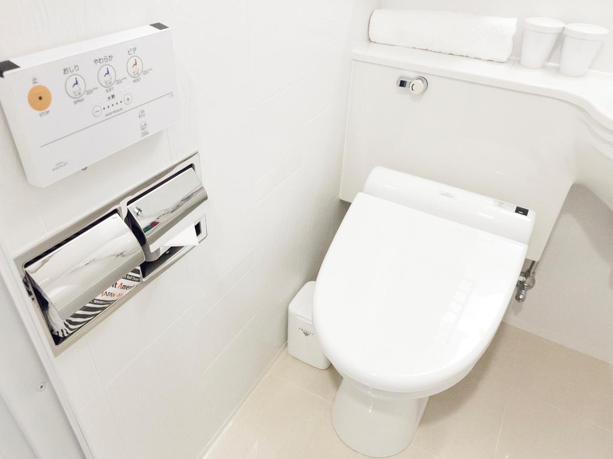Chambre Simple - Non-Fumeurs - Petit-Déjeuner Inclus
