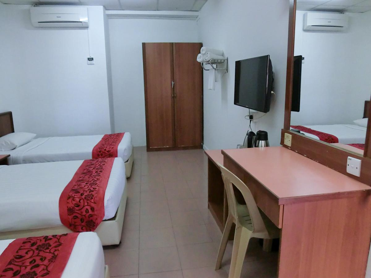 Family Room - 4 Single Beds,632143284:JPEG