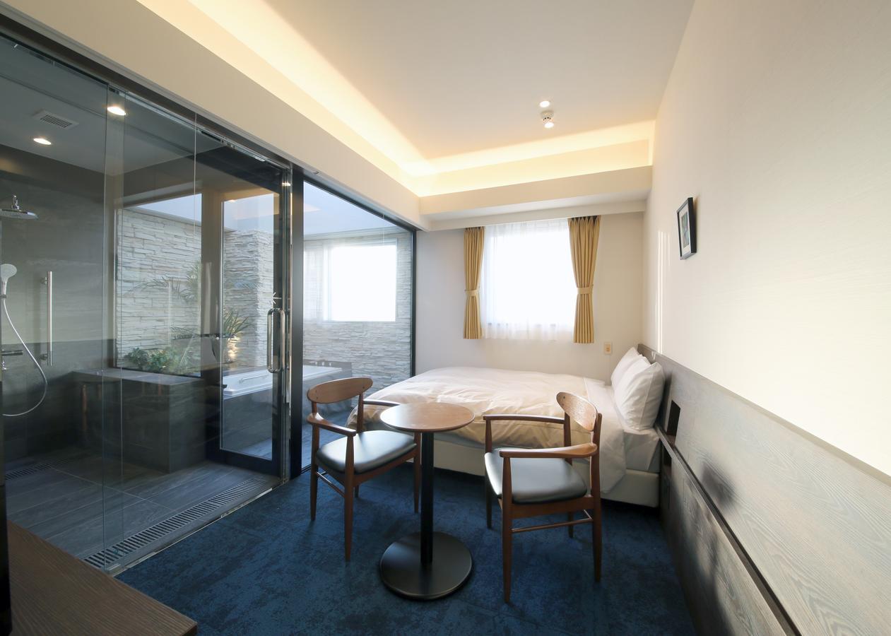 Double Room with Private External Bathroom,633301695:JPEG