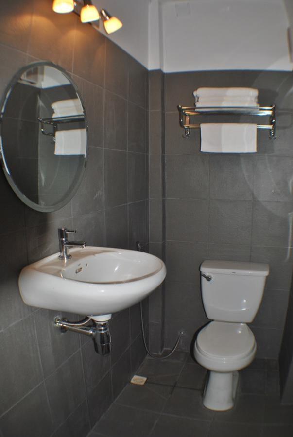 Queen Room,660478575:JPEG