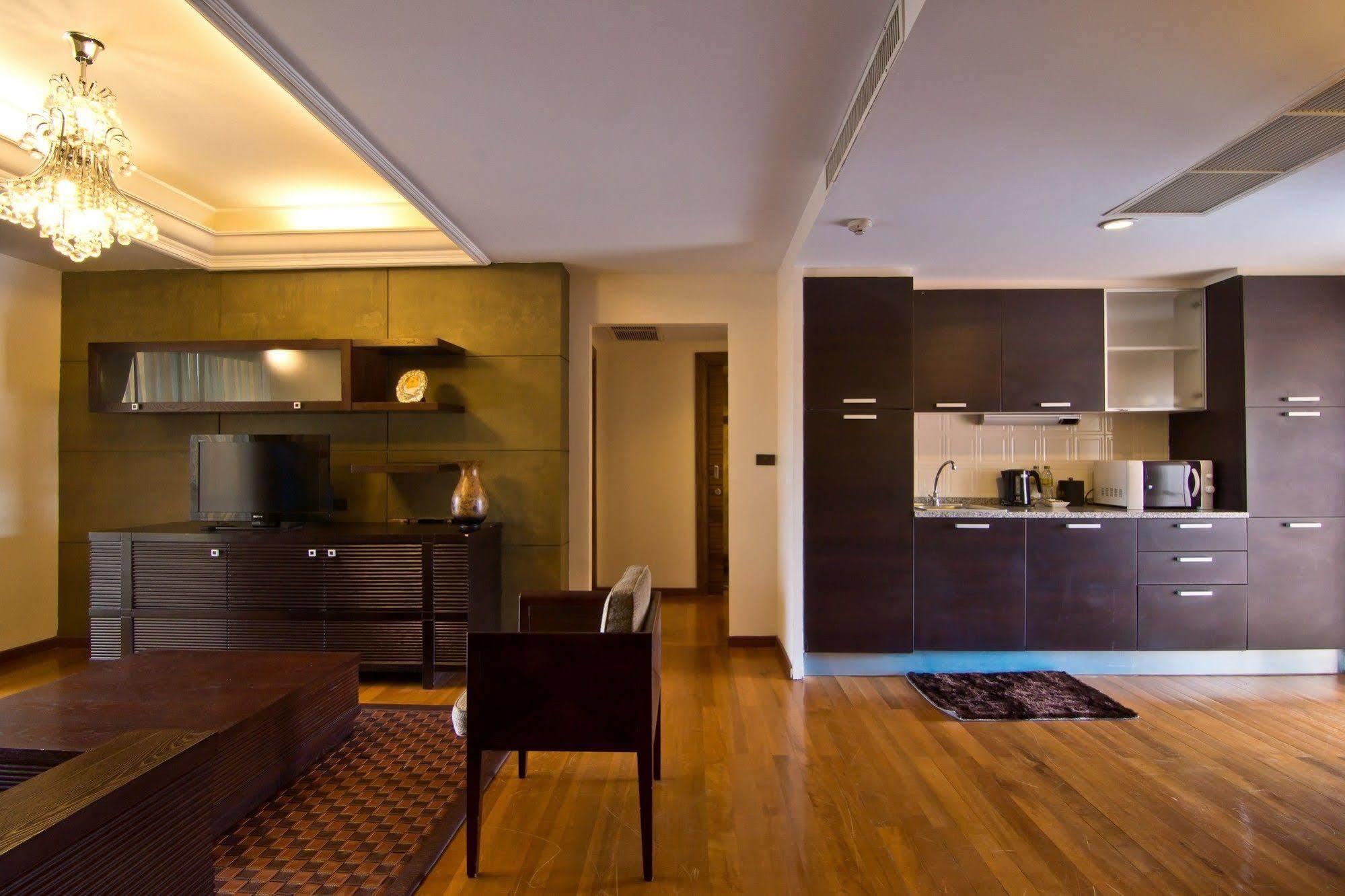 One-Bedroom Suite