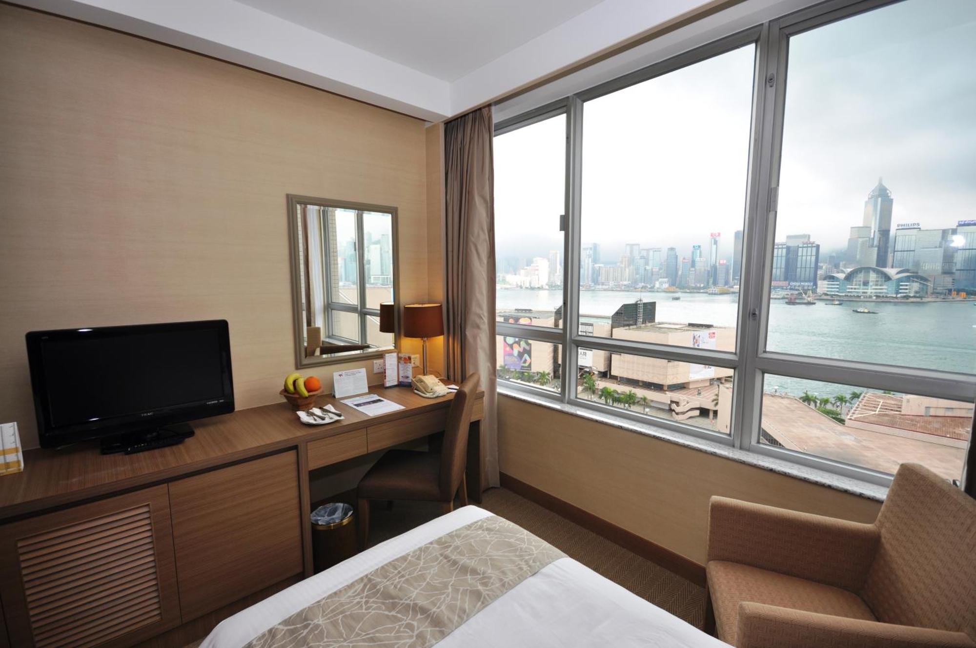 Chambre Lit Queen-Size ou Lits Jumeaux - Vue sur Port