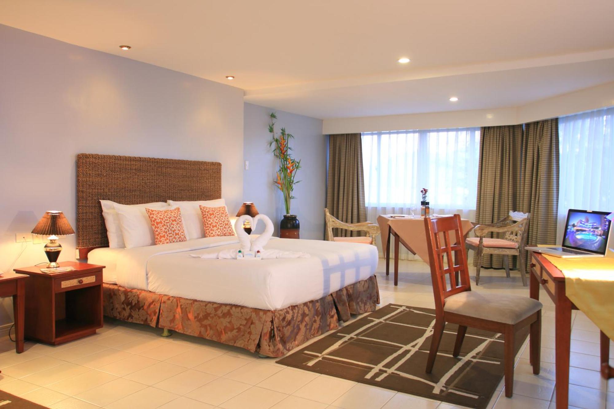 Superior Suite,885722608:JPEG