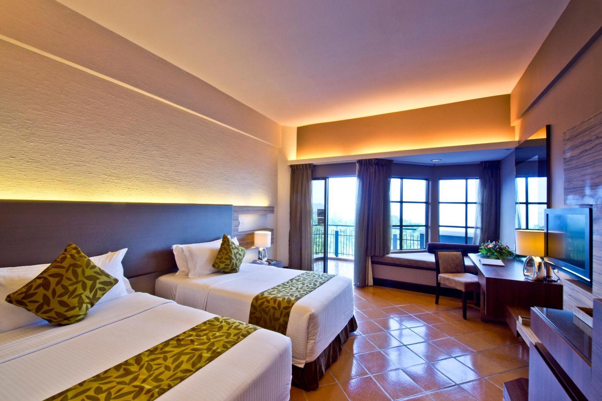 Deluxe Sea Front Twin Room