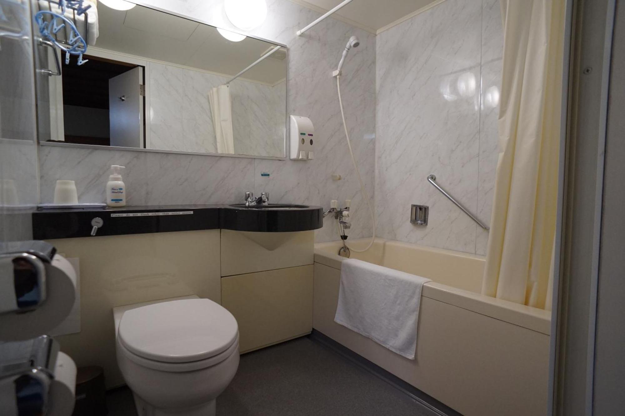 Quadruple Room with Bathroom,706998724:JPEG