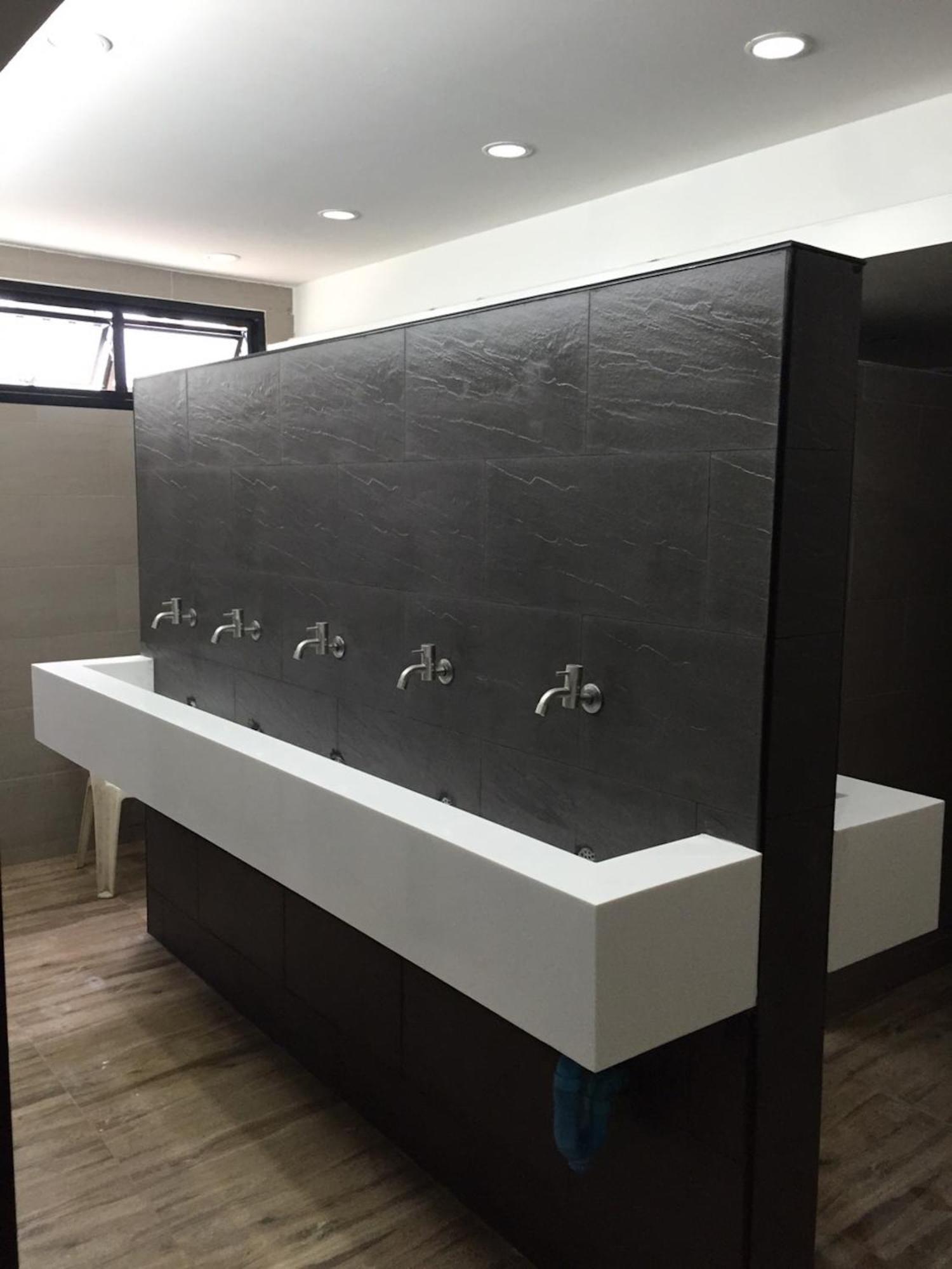 6-Bed Mixed Dormitory Room,1588105669:JPEG
